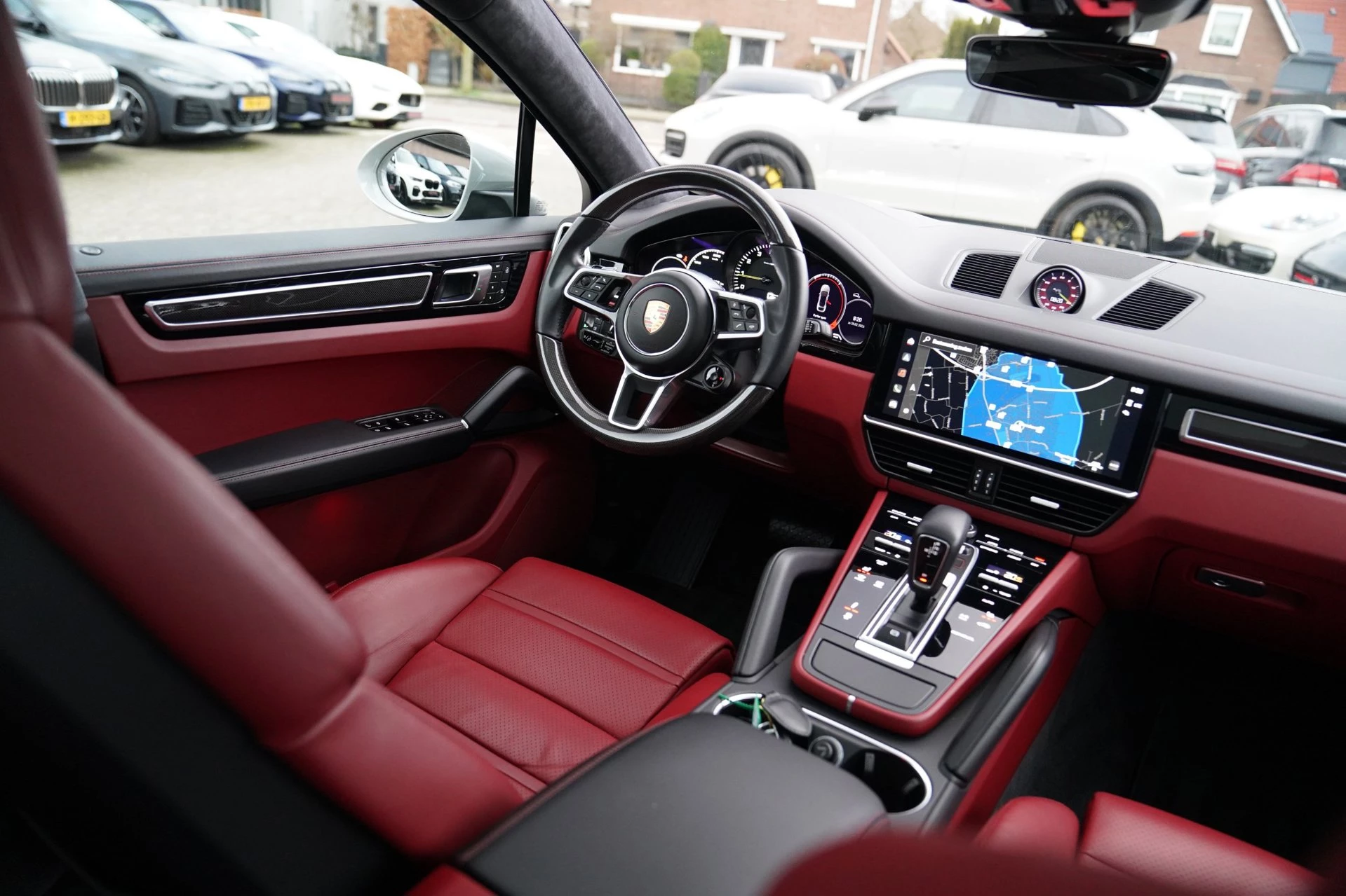 Hoofdafbeelding Porsche Cayenne