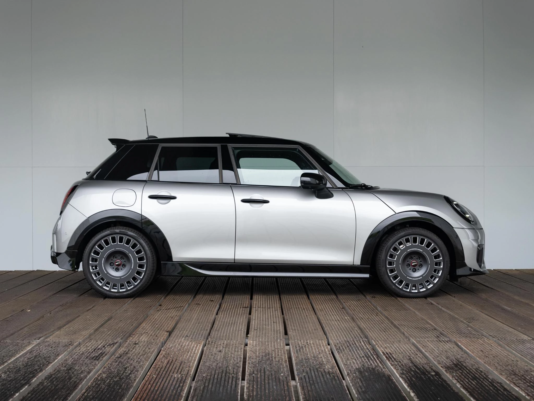 Hoofdafbeelding MINI 5-deurs