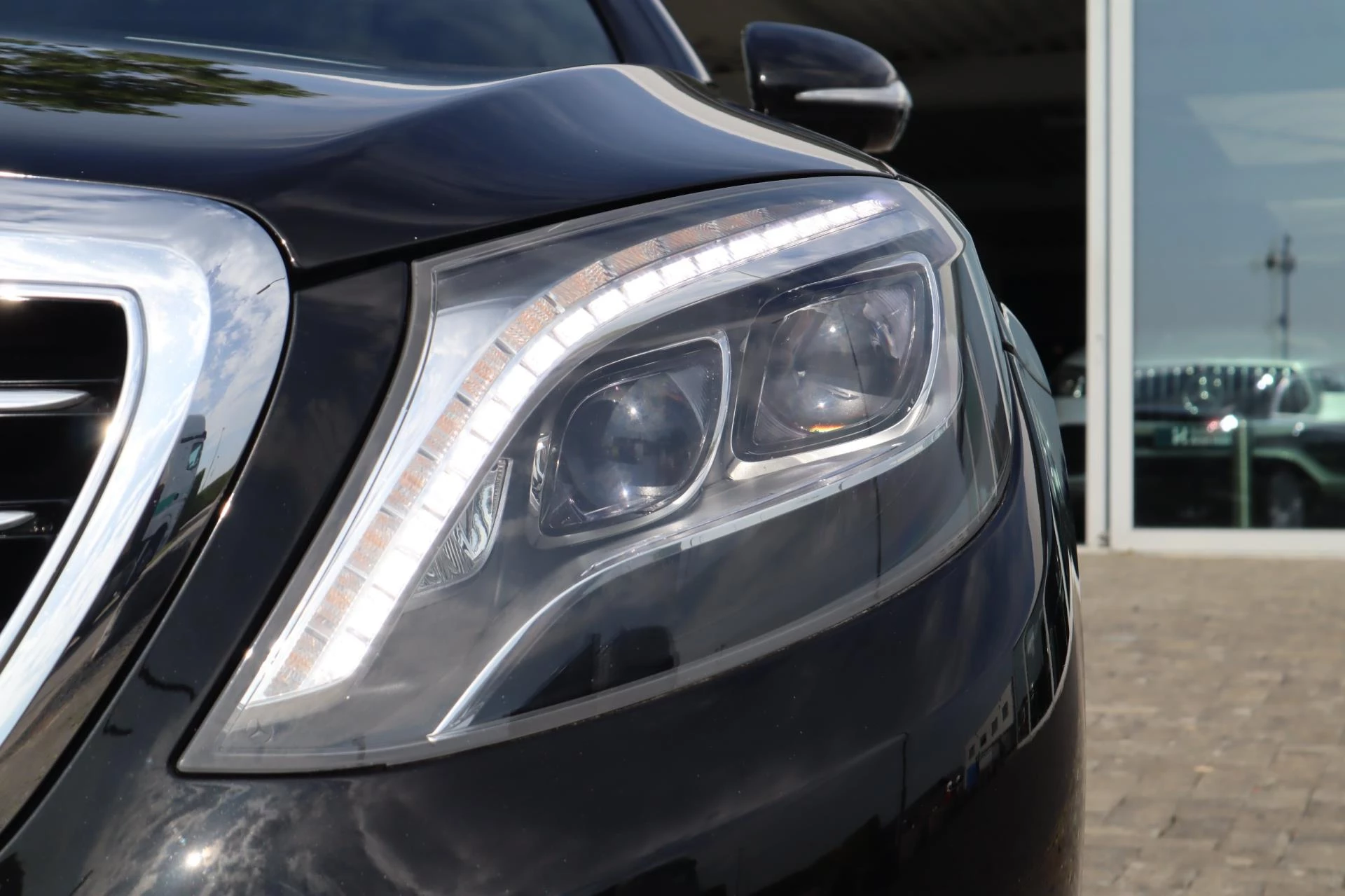 Hoofdafbeelding Mercedes-Benz S-Klasse