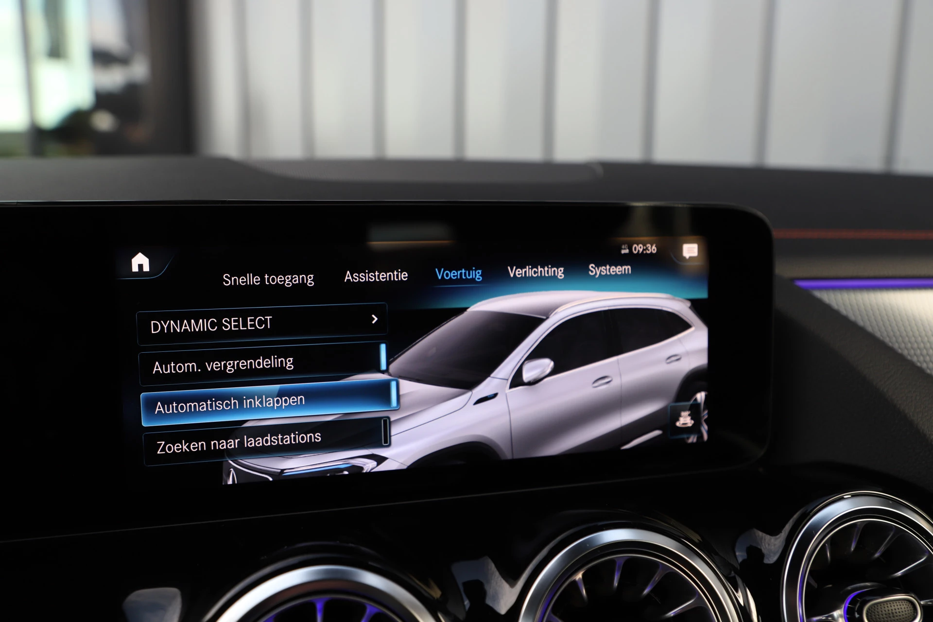 Hoofdafbeelding Mercedes-Benz EQA