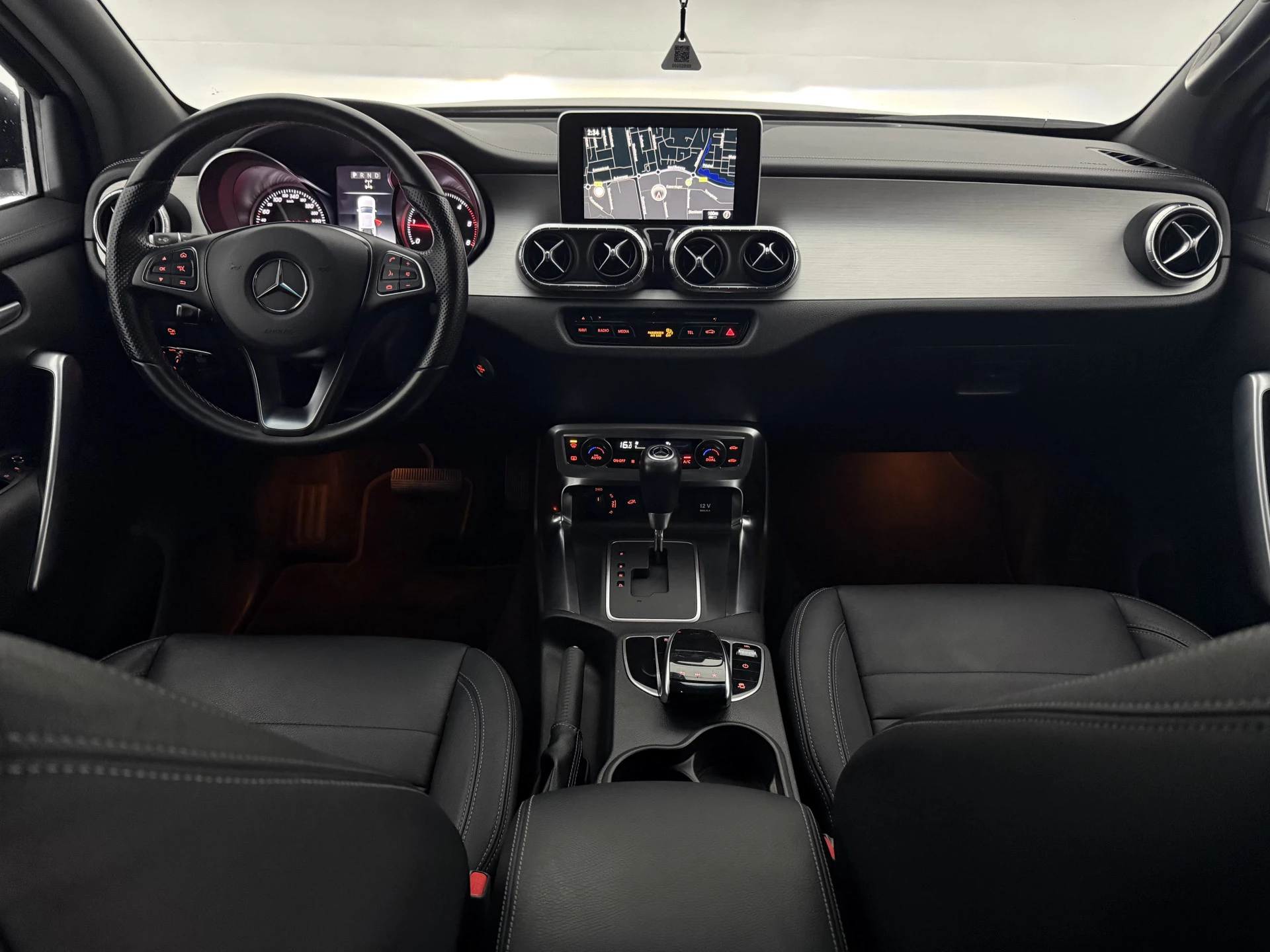 Hoofdafbeelding Mercedes-Benz X-Klasse