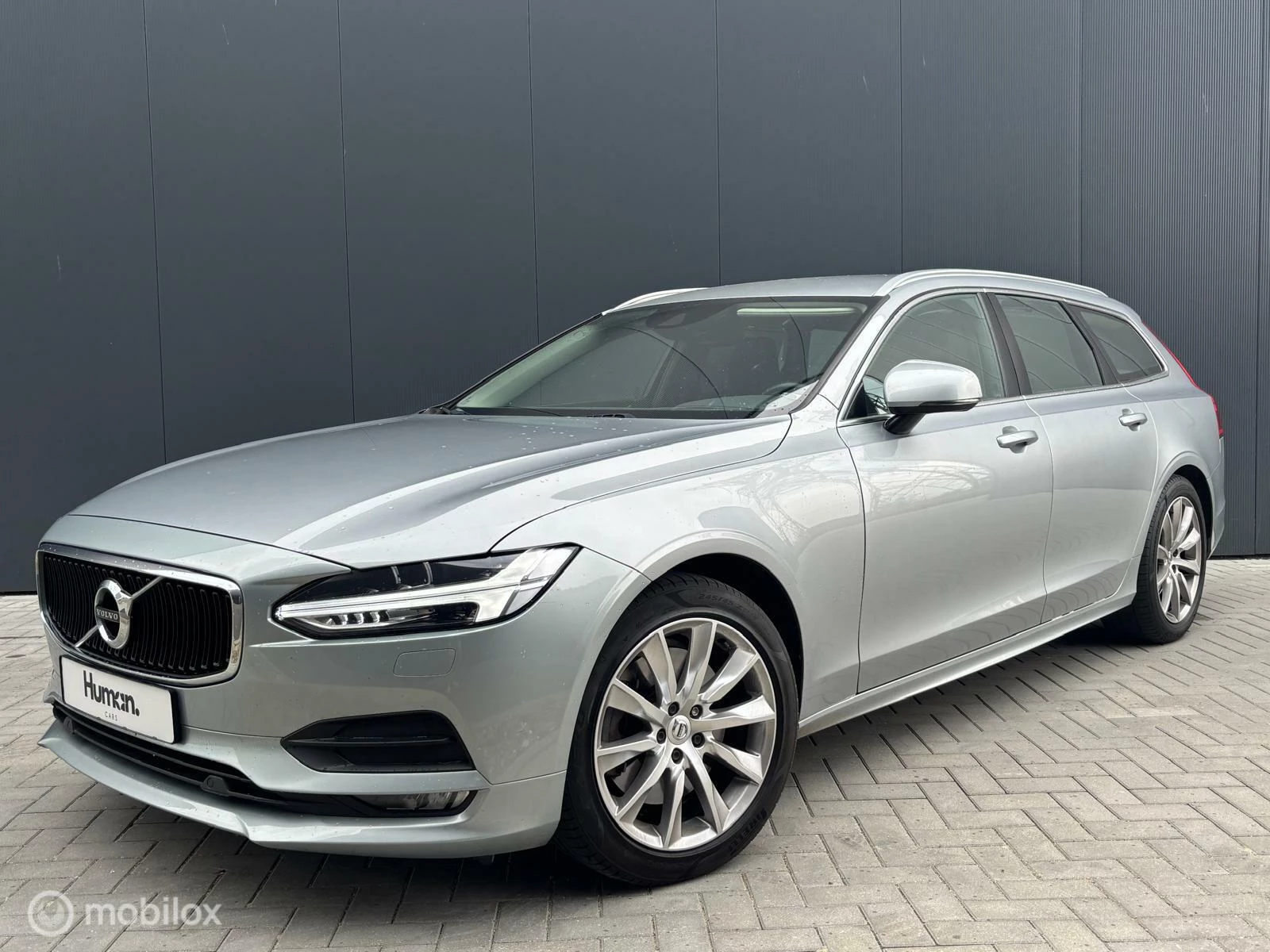 Hoofdafbeelding Volvo V90