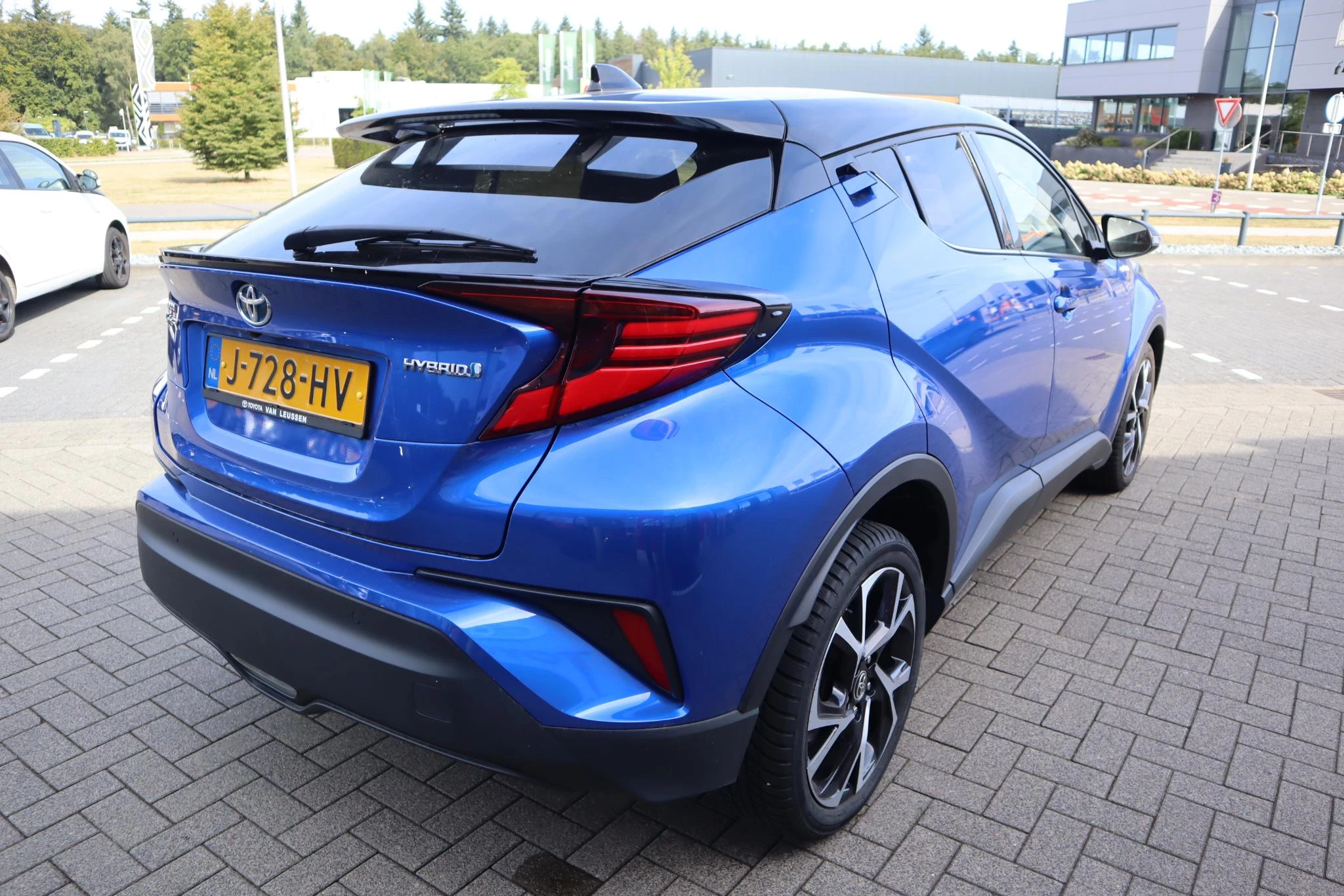 Hoofdafbeelding Toyota C-HR