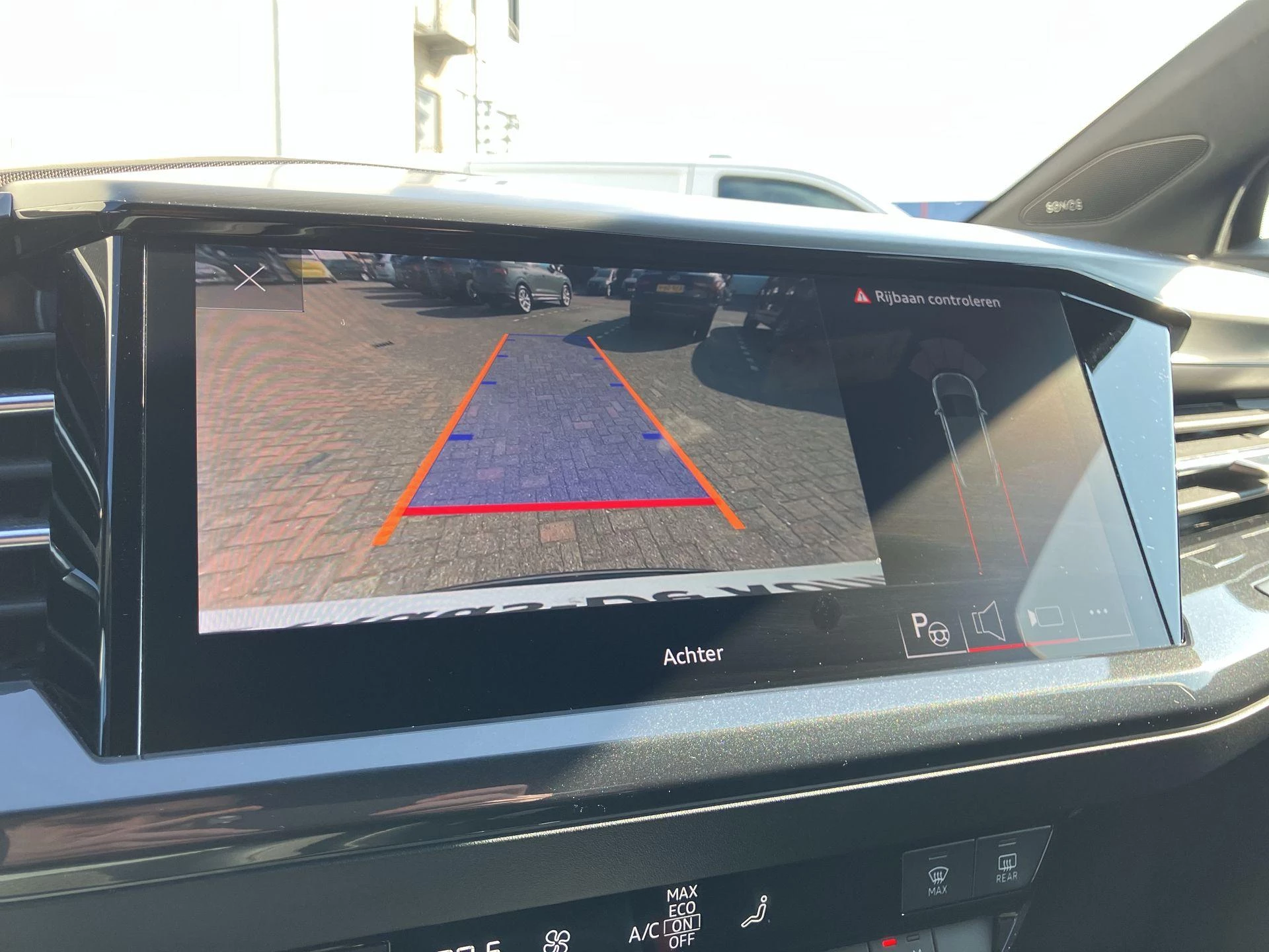 Hoofdafbeelding Audi Q4 Sportback e-tron