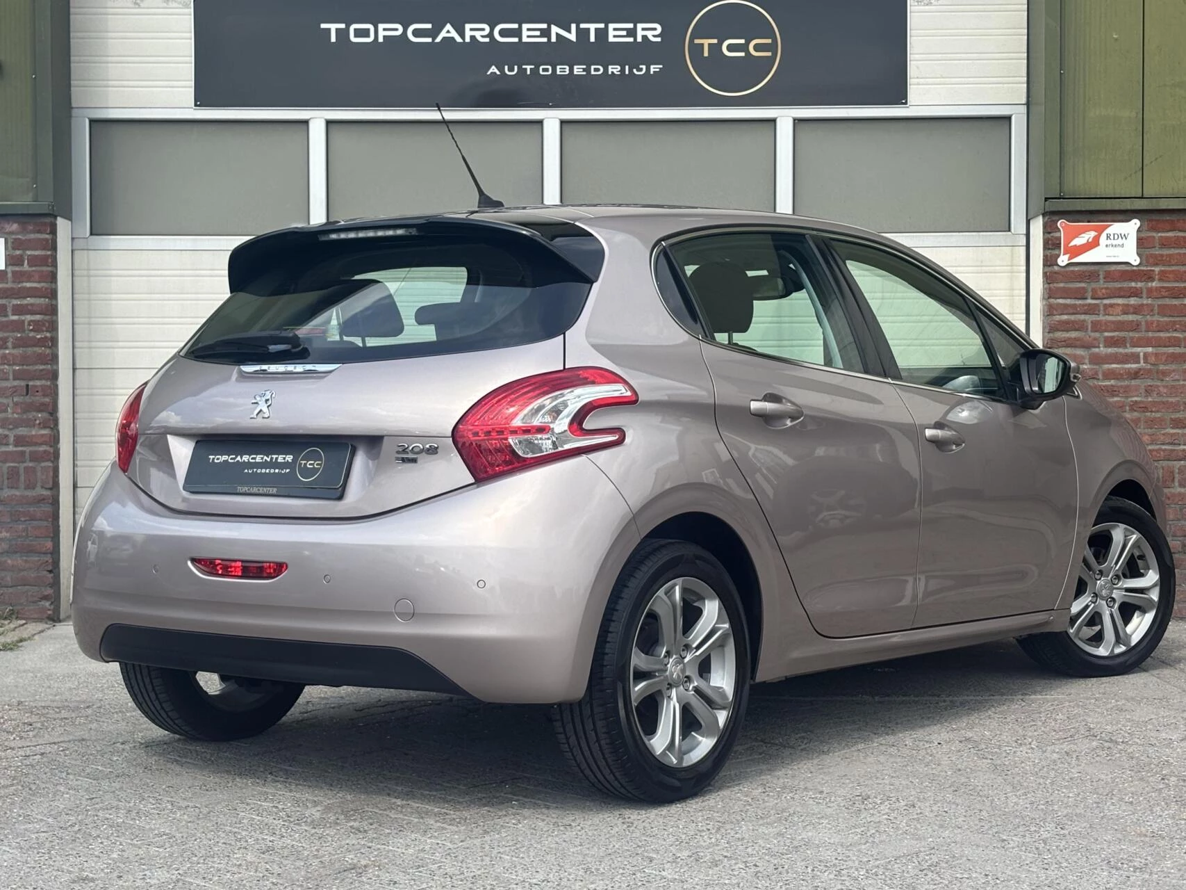 Hoofdafbeelding Peugeot 208