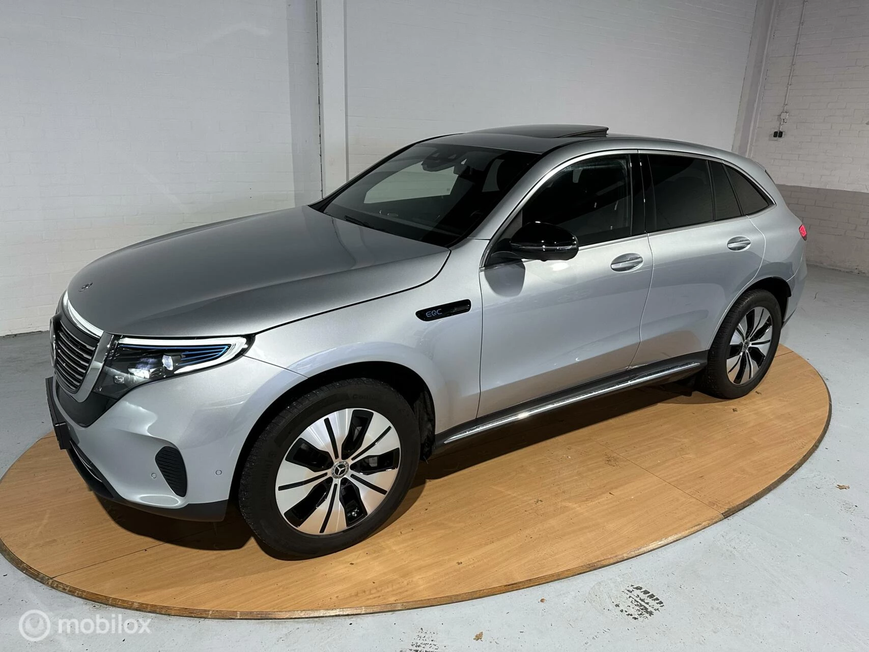 Hoofdafbeelding Mercedes-Benz EQC