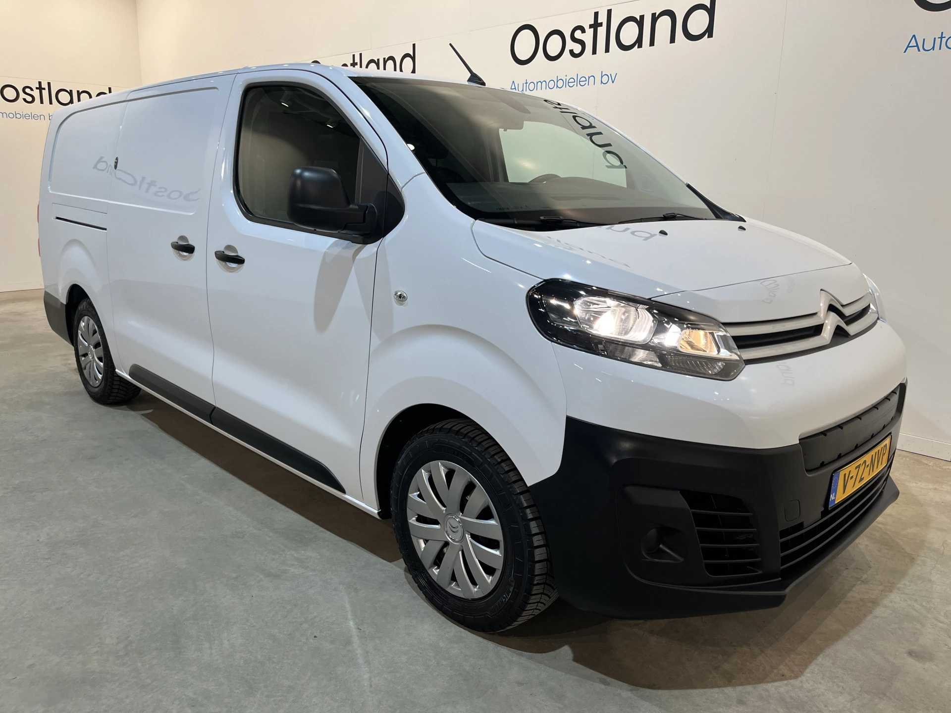 Hoofdafbeelding Peugeot e-Expert