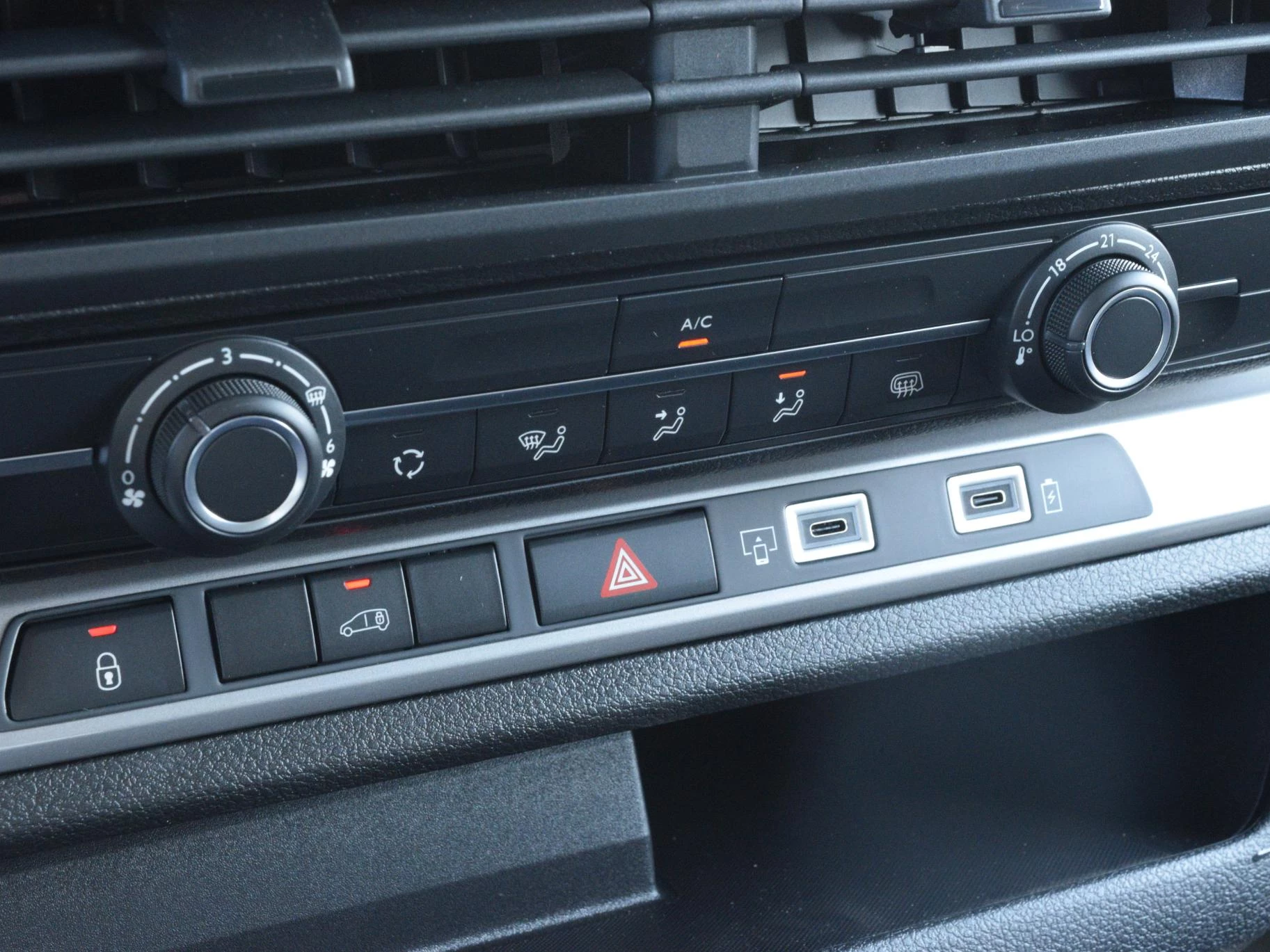 Hoofdafbeelding Opel Vivaro-e