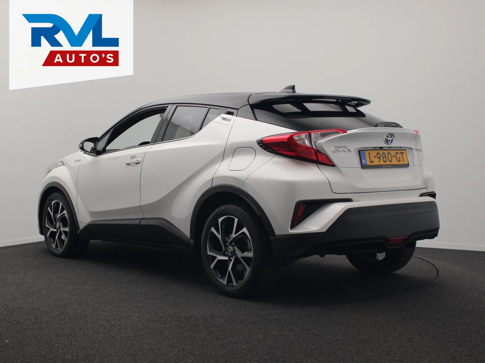 Hoofdafbeelding Toyota C-HR