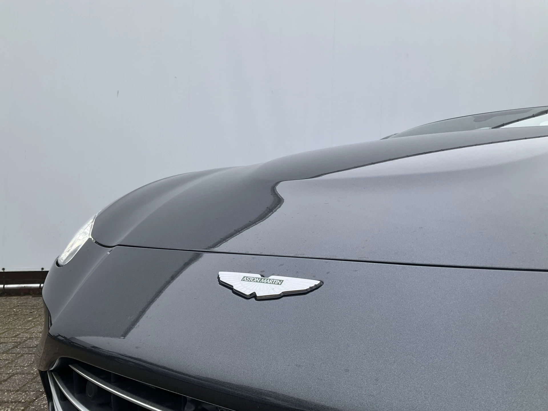 Hoofdafbeelding Aston Martin V8 Vantage