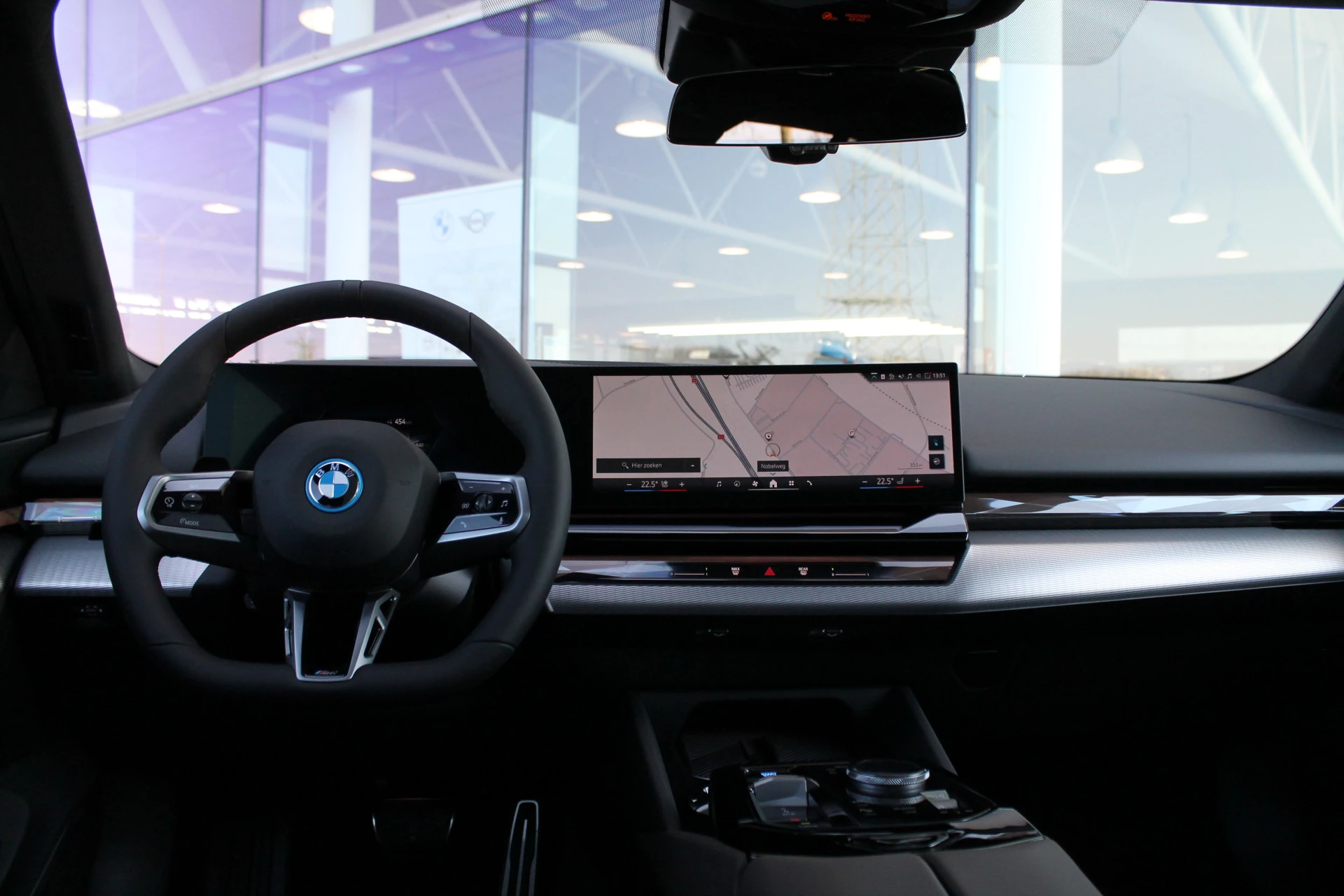 Hoofdafbeelding BMW i5