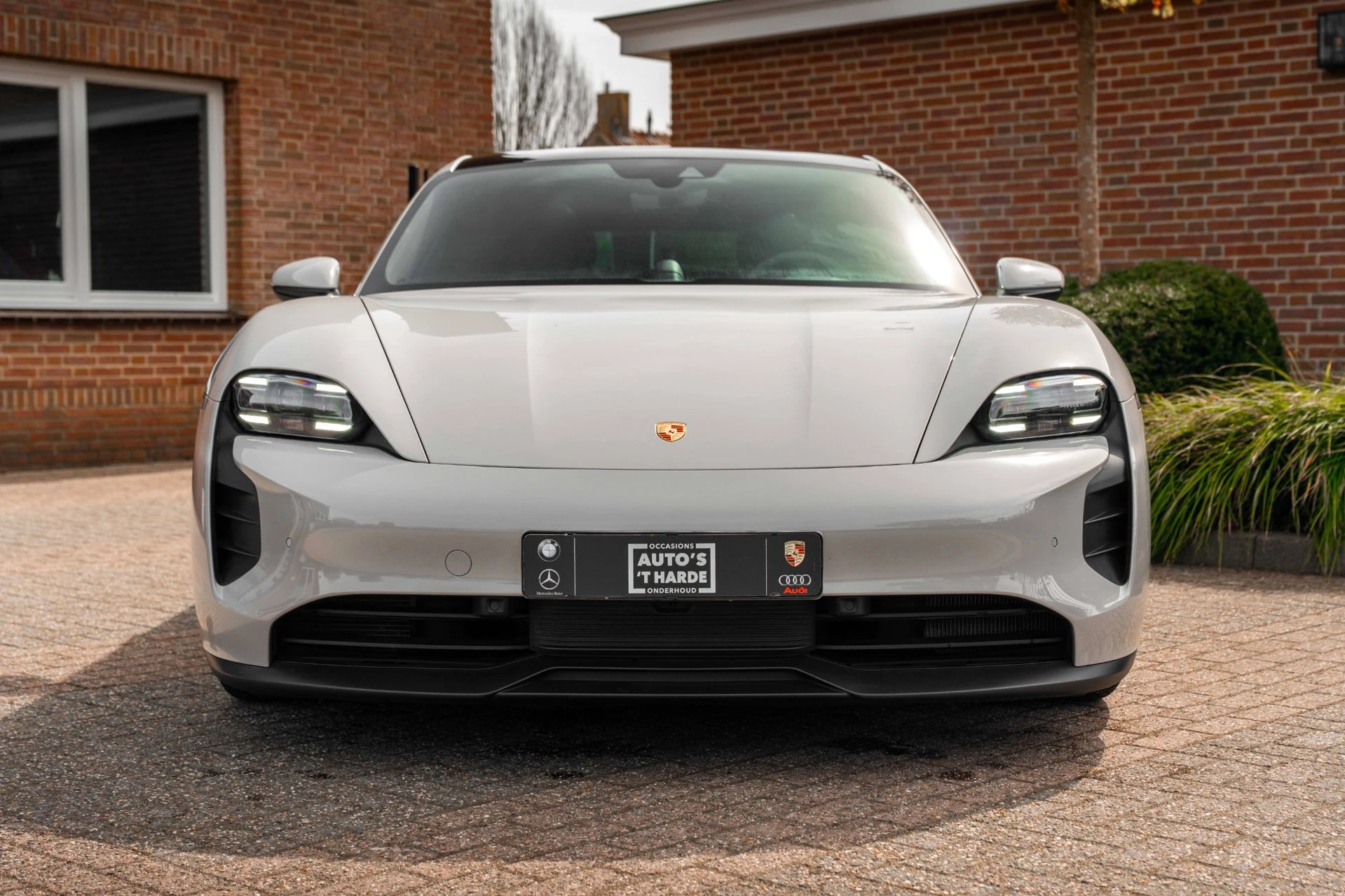 Hoofdafbeelding Porsche Taycan