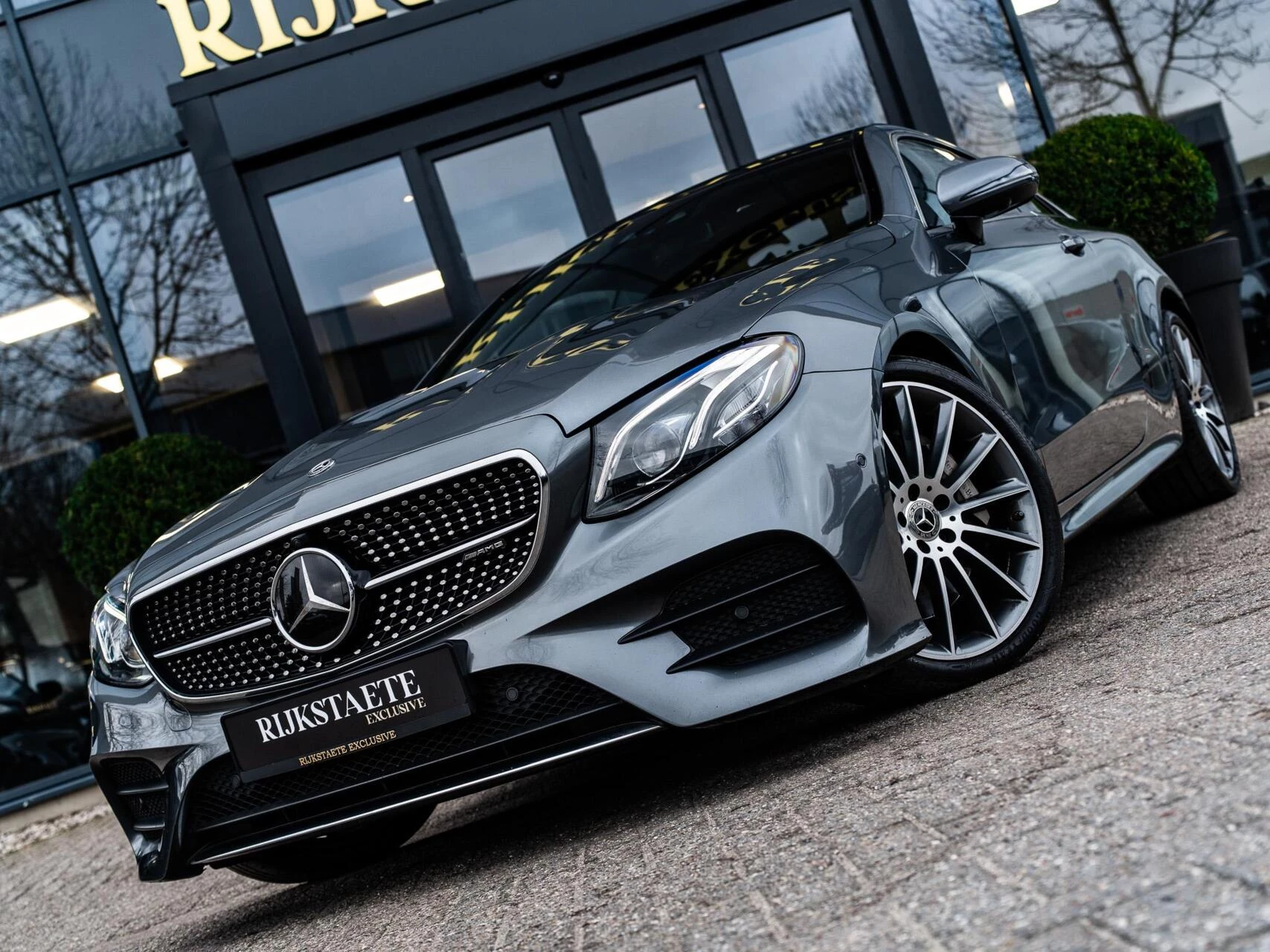 Hoofdafbeelding Mercedes-Benz E-Klasse