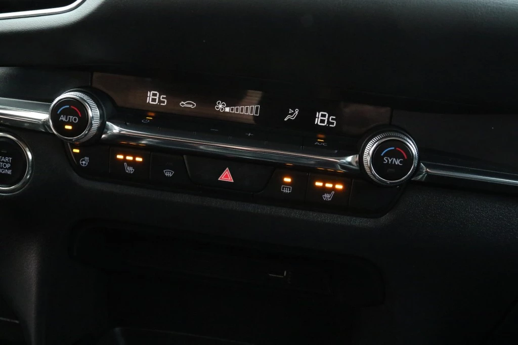 Hoofdafbeelding Mazda CX-30