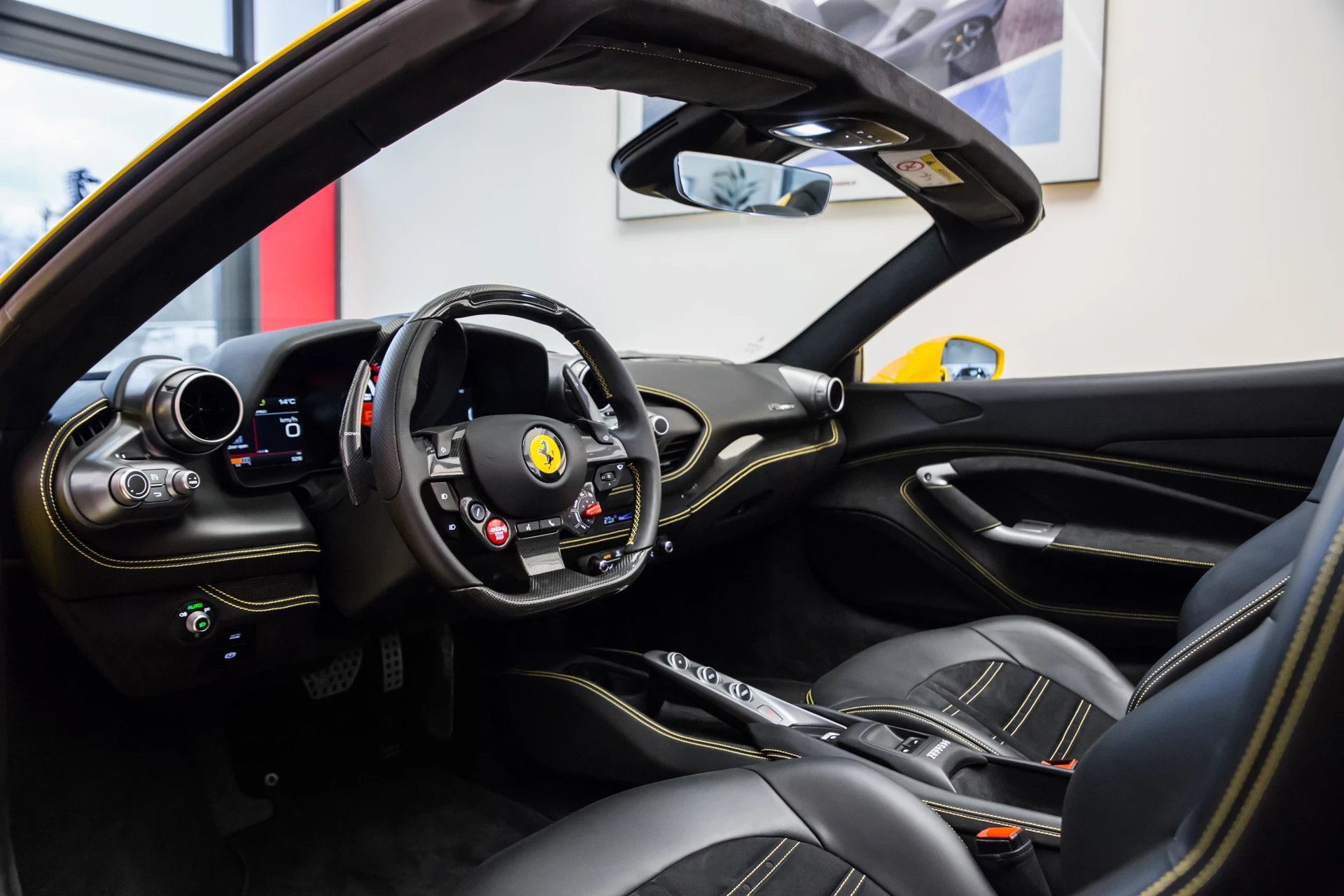 Hoofdafbeelding Ferrari F8 Spider