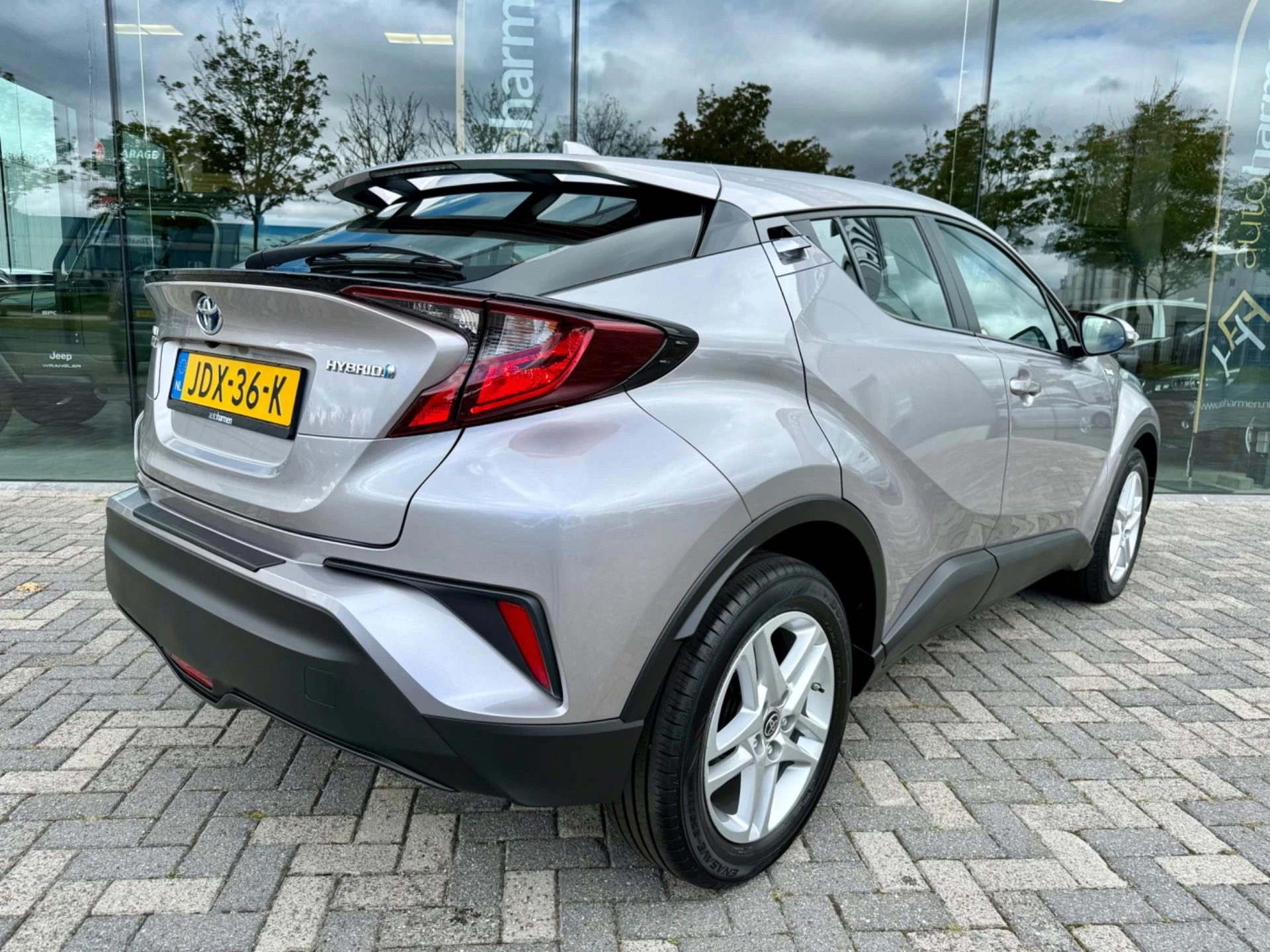 Hoofdafbeelding Toyota C-HR