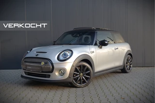 MINI Electric Mini Yours 33 kWh | Panoramadak | Harman Kardon | Head-Up Display | Union Jack | Stoelverwarming | Keyless | Apple Carplay | Navigatie | Camera | Parkeersensoren | Warmtepomp | Leer | Cruise Control | DAB |