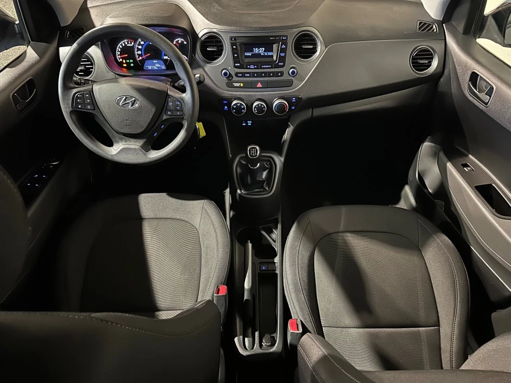 Hoofdafbeelding Hyundai i10