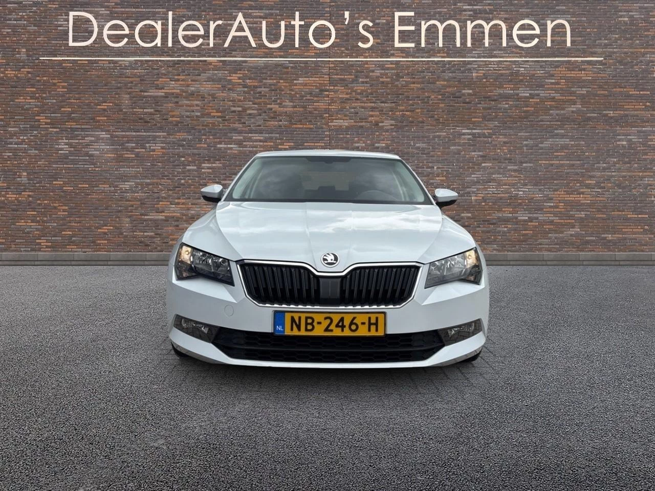 Hoofdafbeelding Škoda Superb