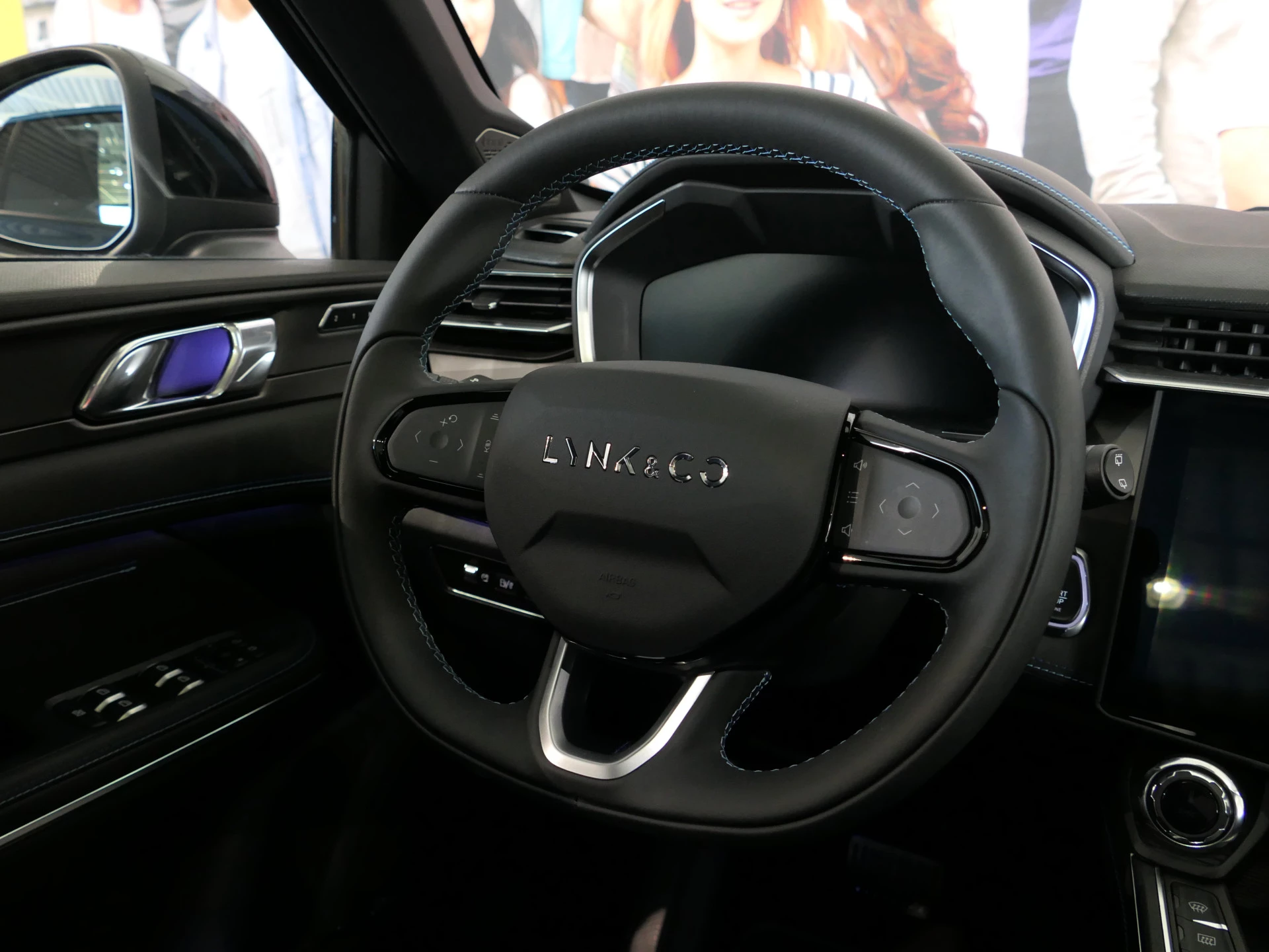 Hoofdafbeelding Lynk & Co 01