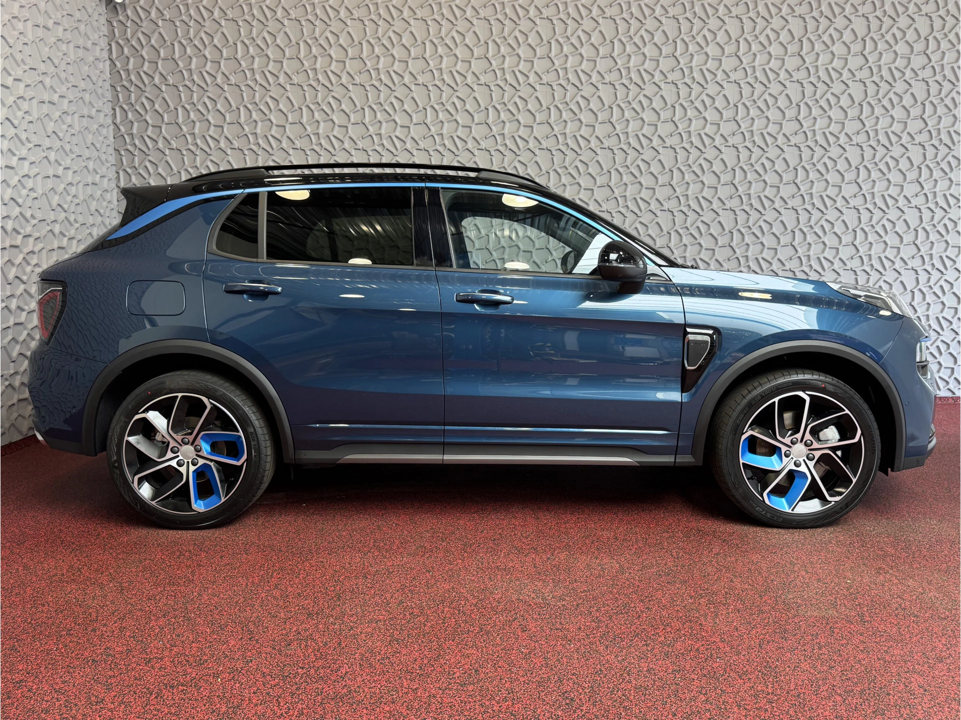 Hoofdafbeelding Lynk & Co 01