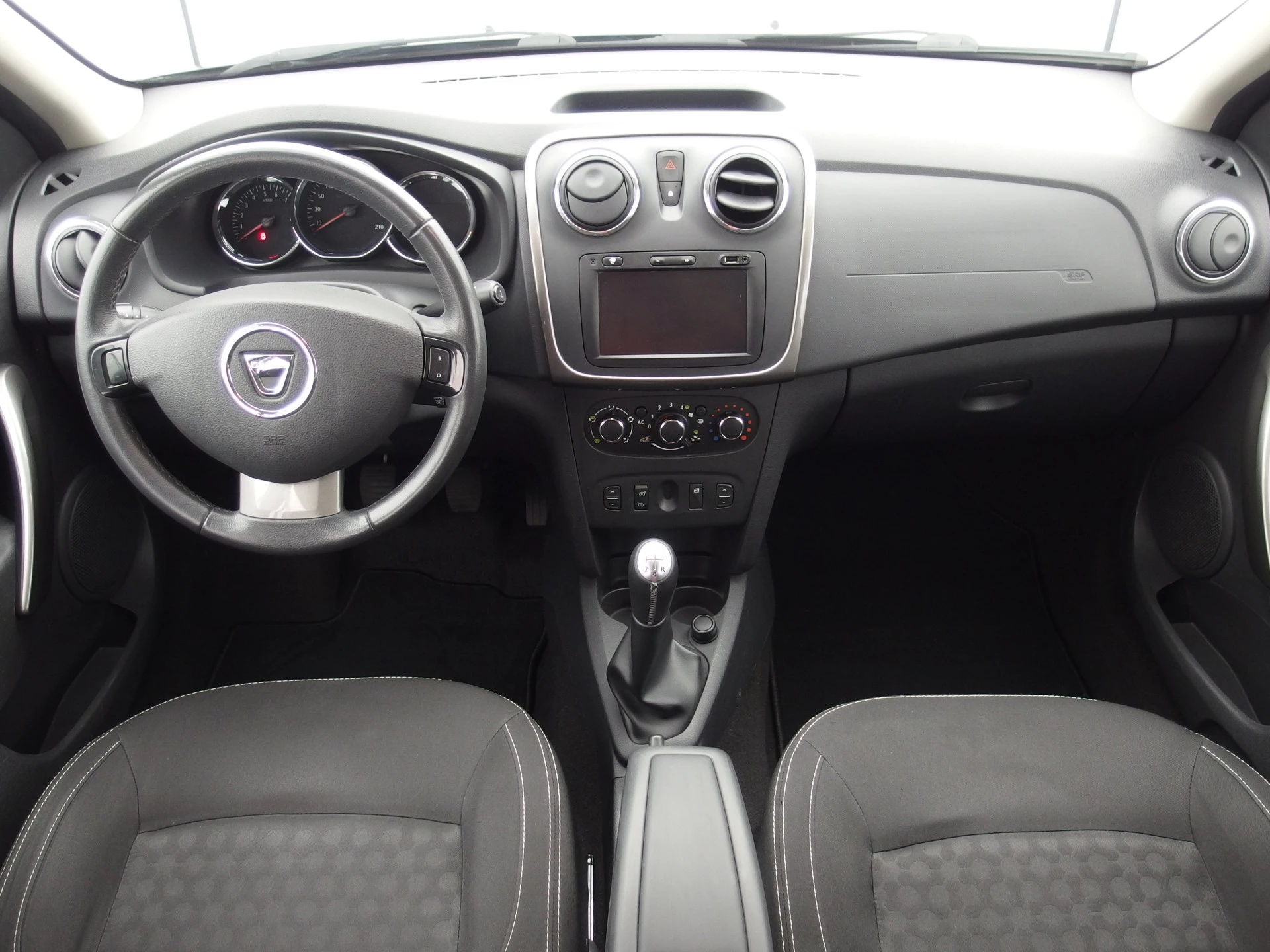 Hoofdafbeelding Dacia Logan
