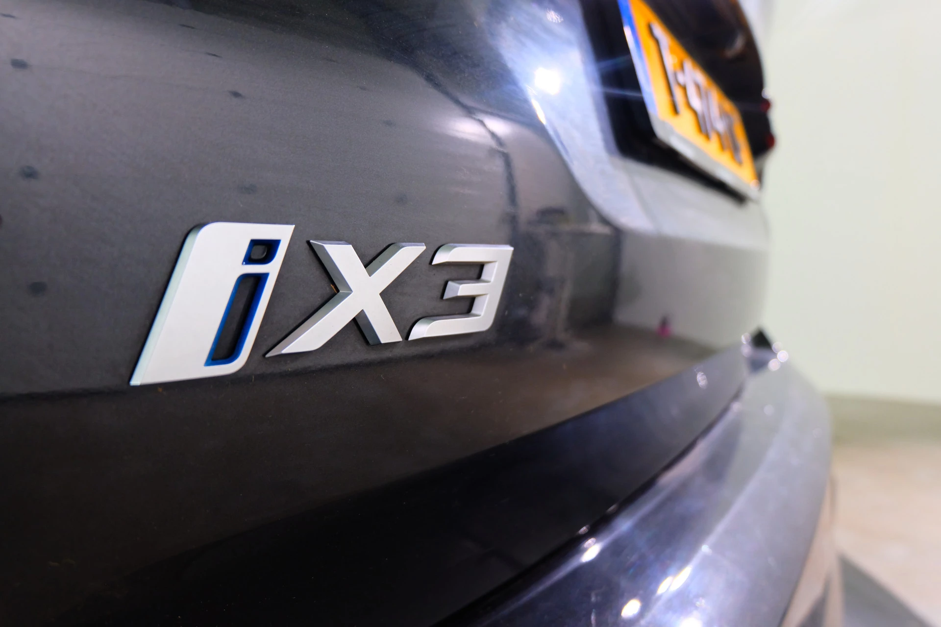 Hoofdafbeelding BMW iX3