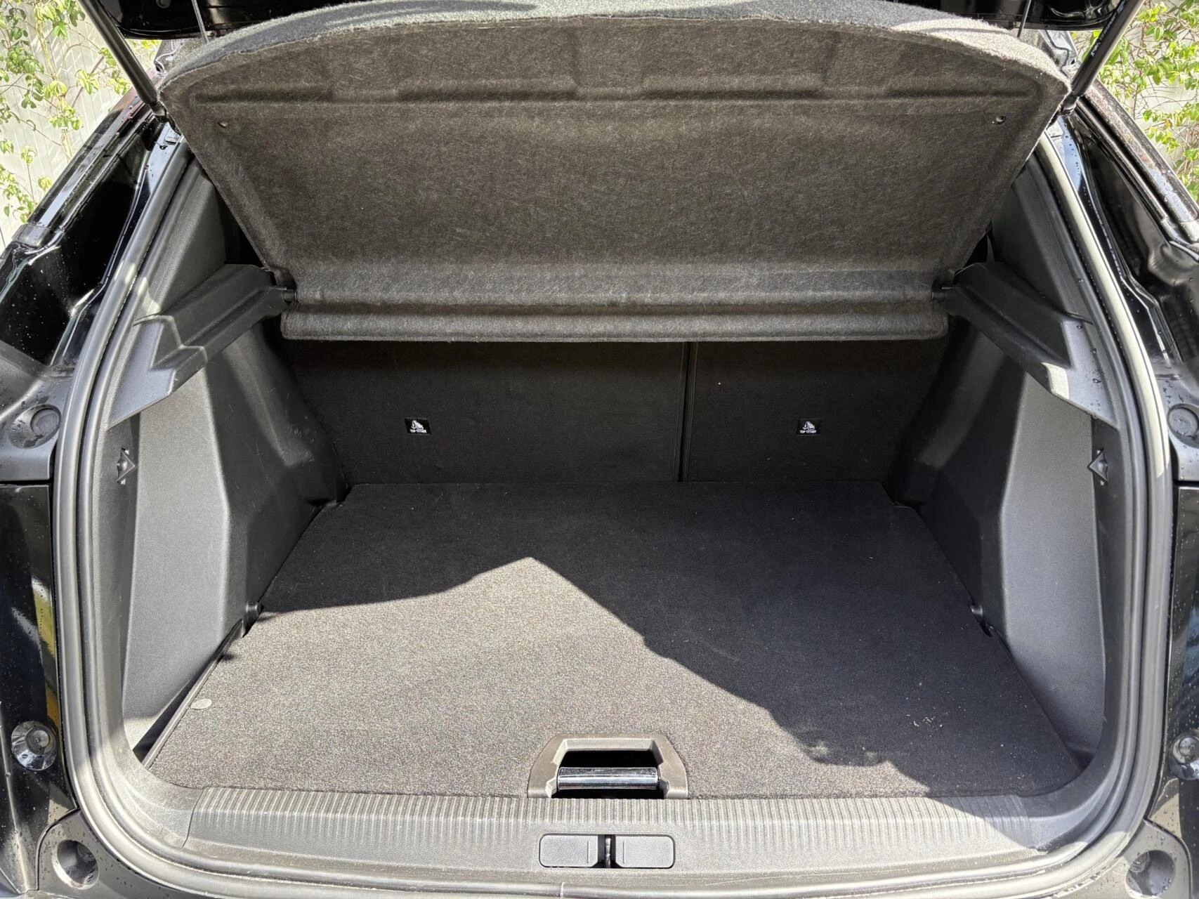 Hoofdafbeelding Peugeot e-2008