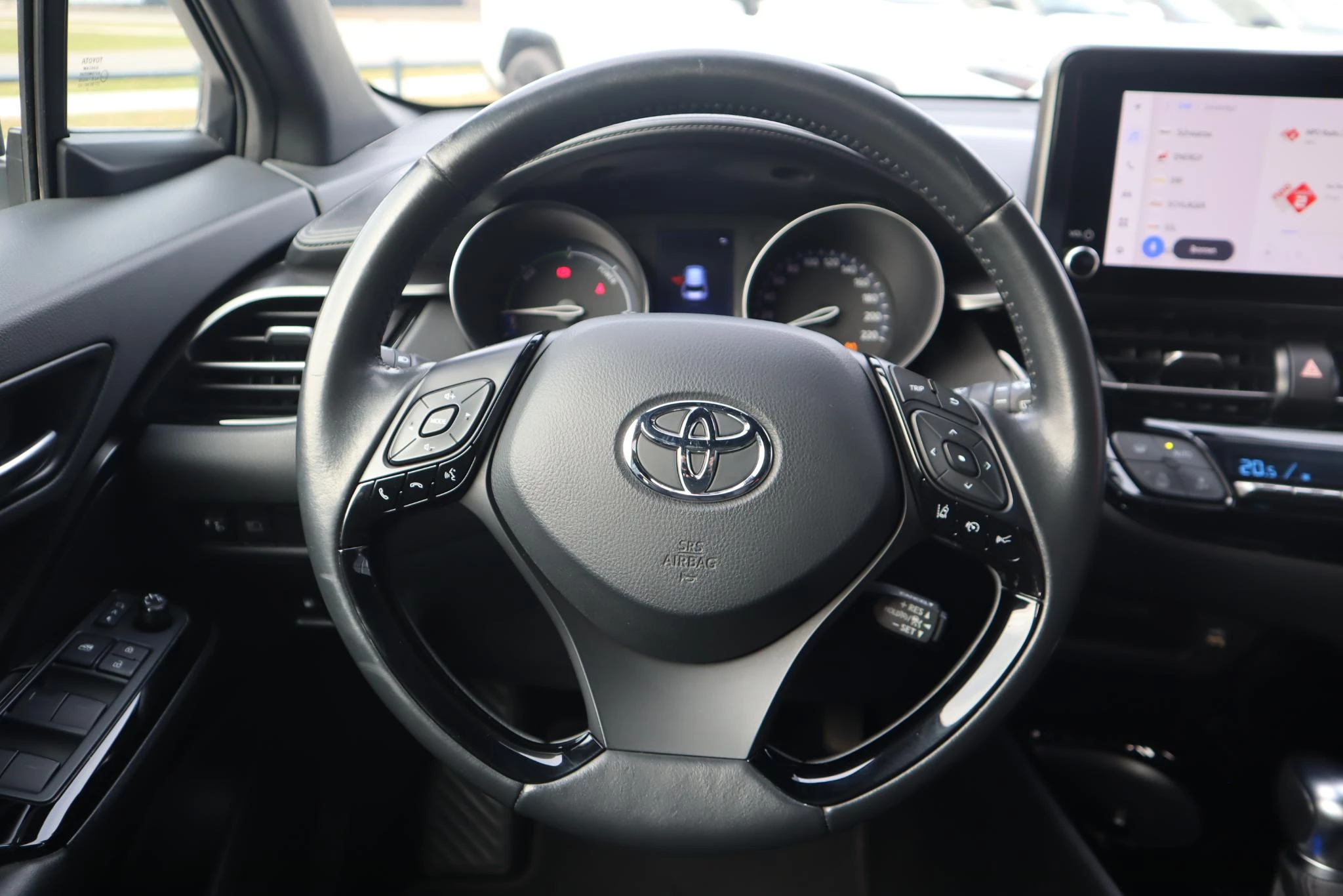 Hoofdafbeelding Toyota C-HR