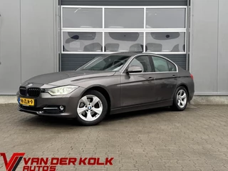 BMW 3-serie 320i High Executive | Panorama | Leder | Xenon | Carplay| Navigatie | Cruise | Climate