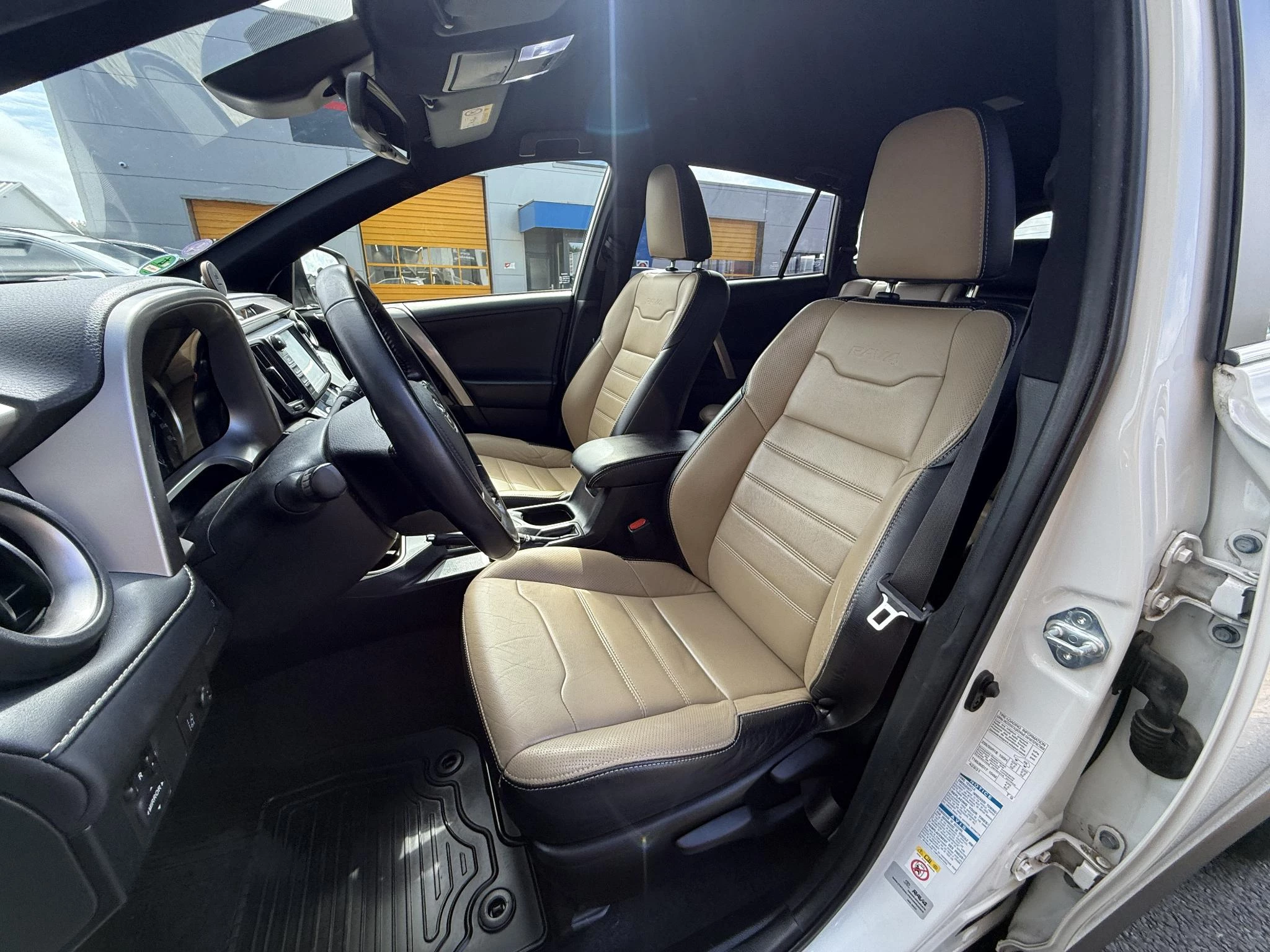 Hoofdafbeelding Toyota RAV4