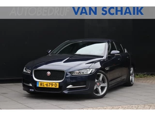 Hoofdafbeelding Jaguar XE Jaguar XE 2.0 D Portfolio | R SPORT | MERIDIAN | STOELVERW. | CAMERA | NAVI | CRUISE |