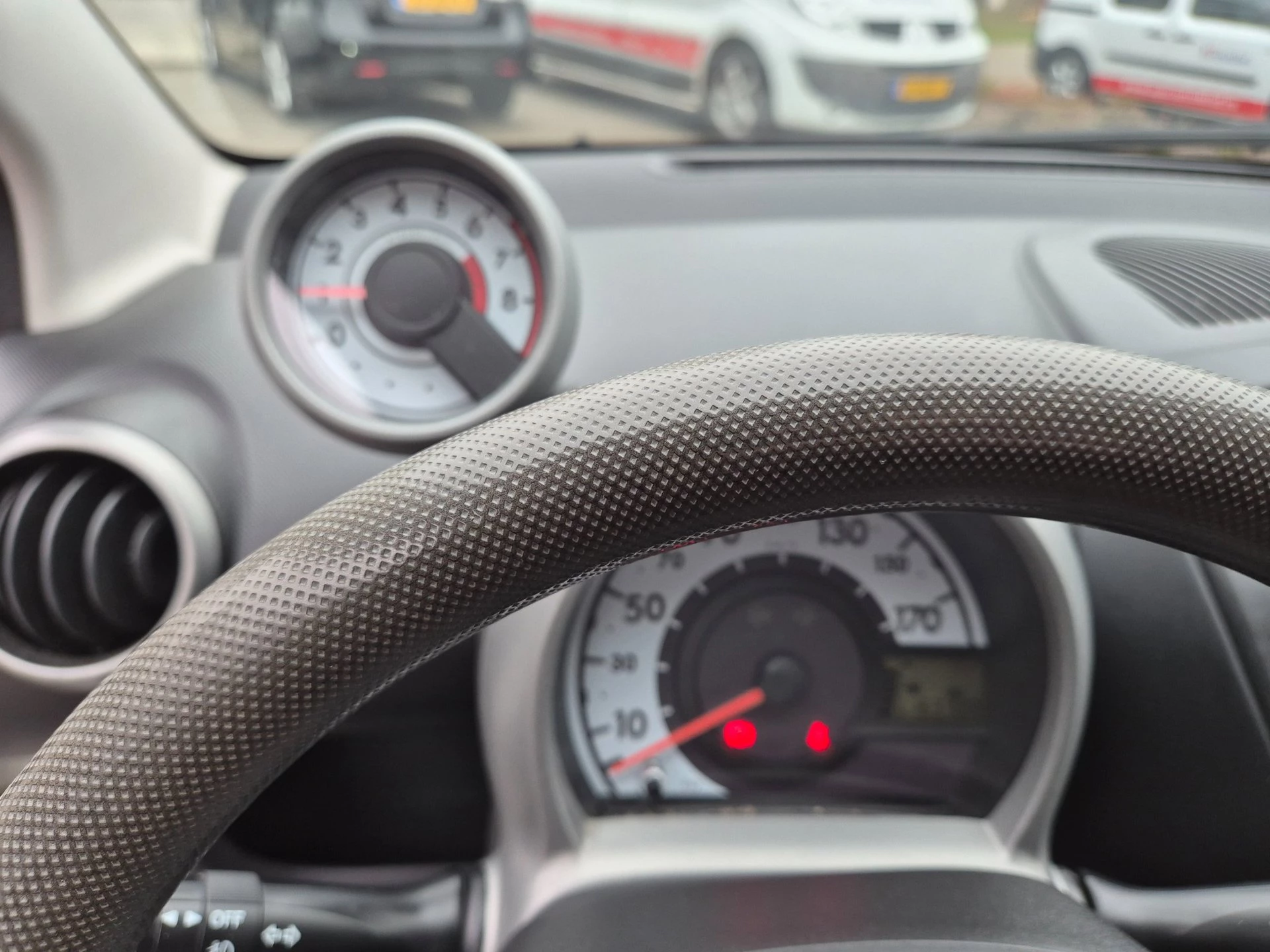 Hoofdafbeelding Peugeot 107