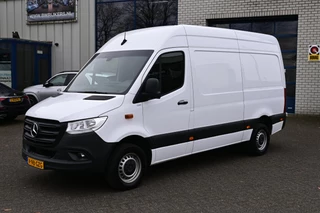 Hoofdafbeelding Mercedes-Benz Sprinter Mercedes-Benz Sprinter 317 CDI L2H2 MBUX met 360 Graden camera, Geveerde stoel