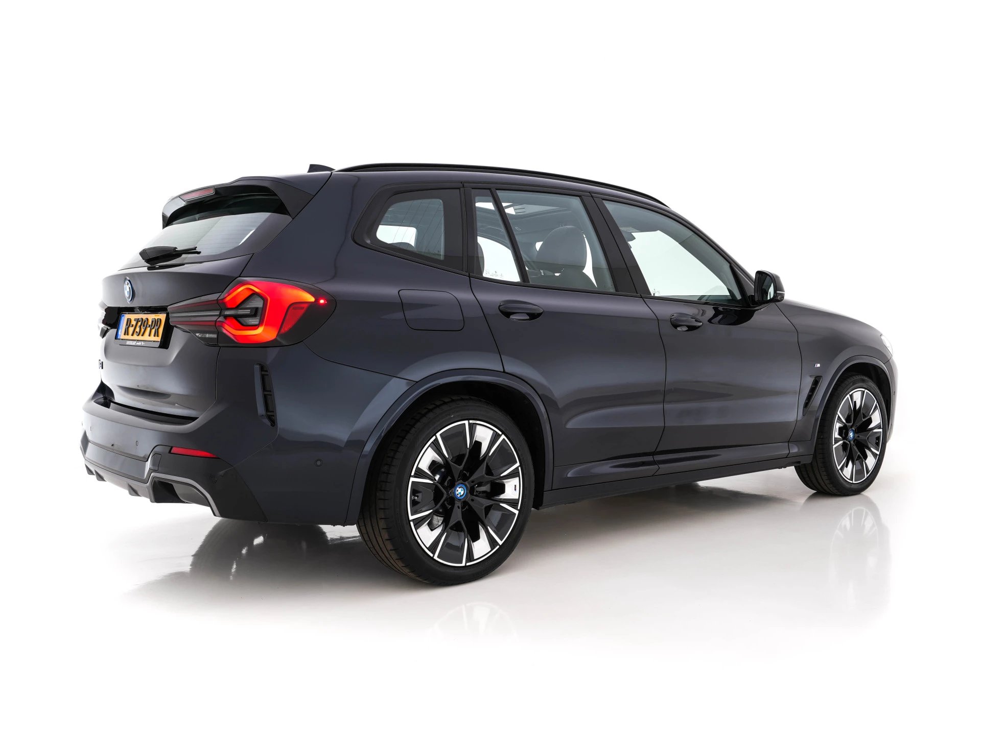 Hoofdafbeelding BMW iX3