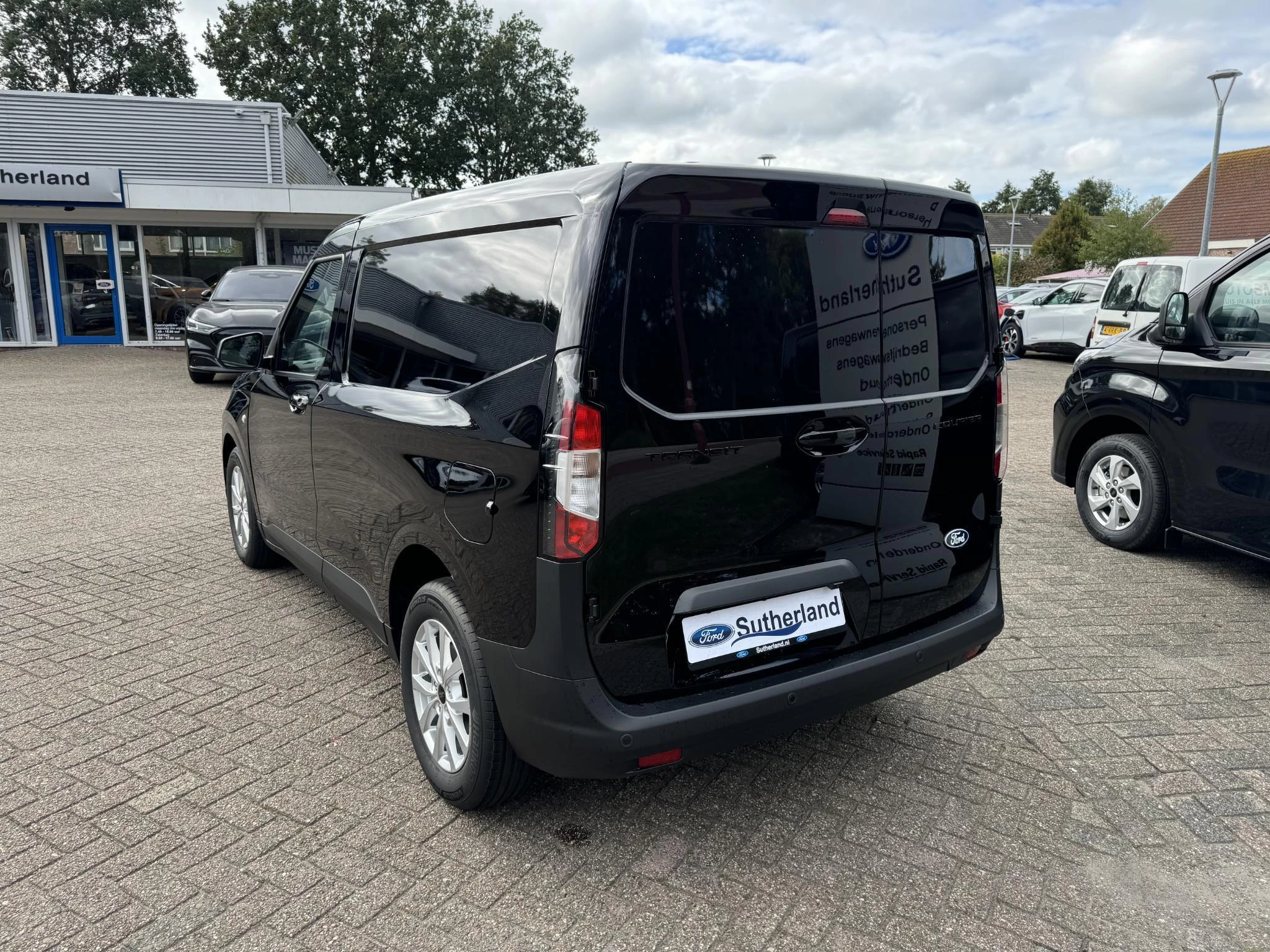 Hoofdafbeelding Ford Transit Courier