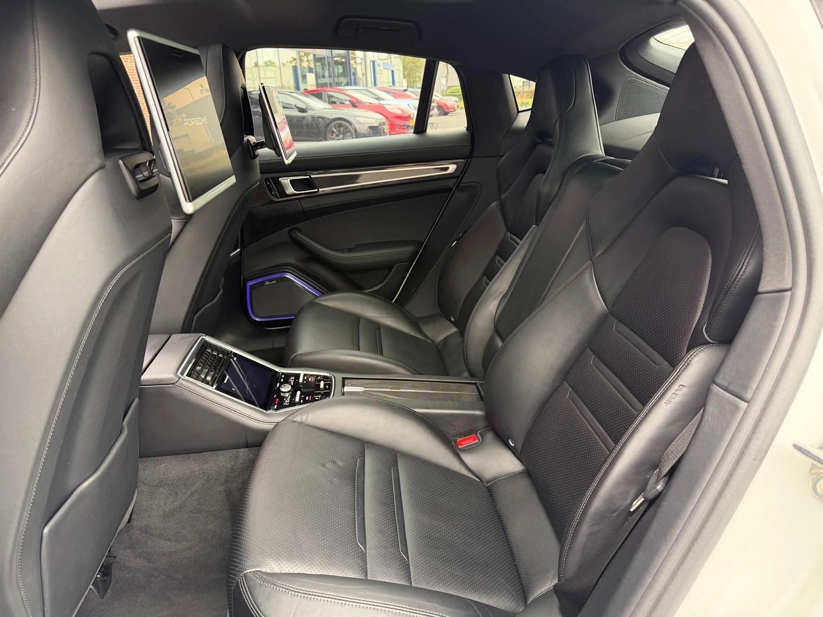 Hoofdafbeelding Porsche Panamera