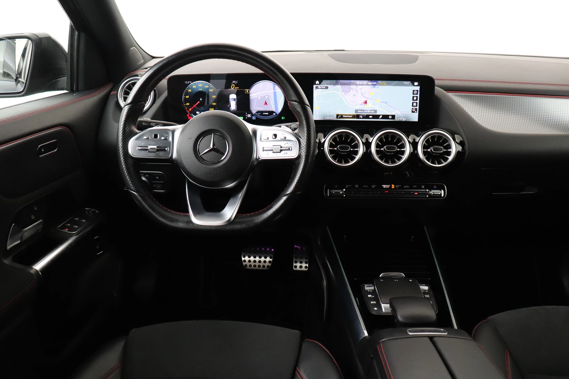 Hoofdafbeelding Mercedes-Benz EQA