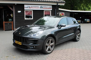 Hoofdafbeelding Porsche Macan Porsche Macan 2.0 LUCHTVERING PANODAK SPORTCHRONO