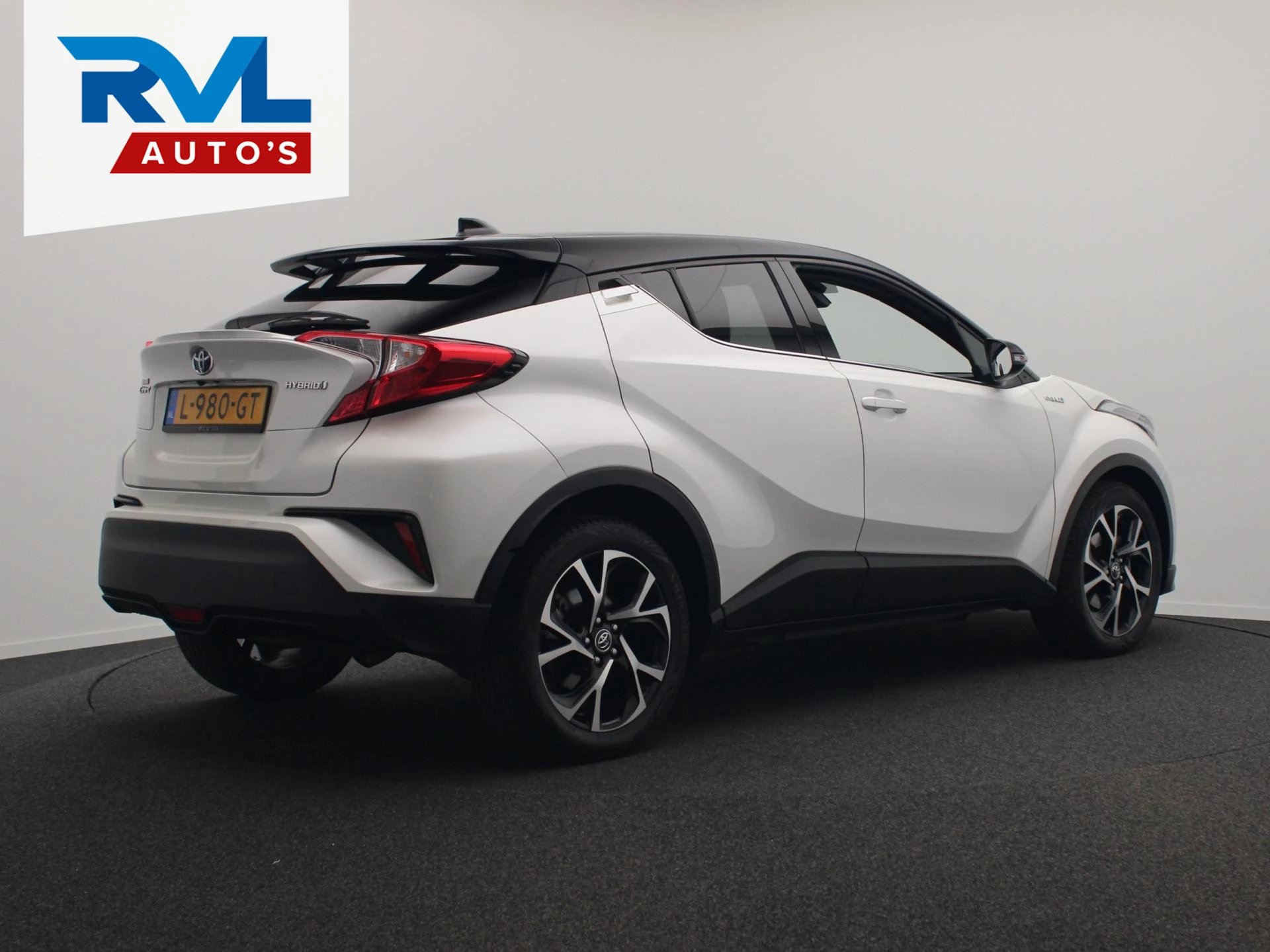 Hoofdafbeelding Toyota C-HR