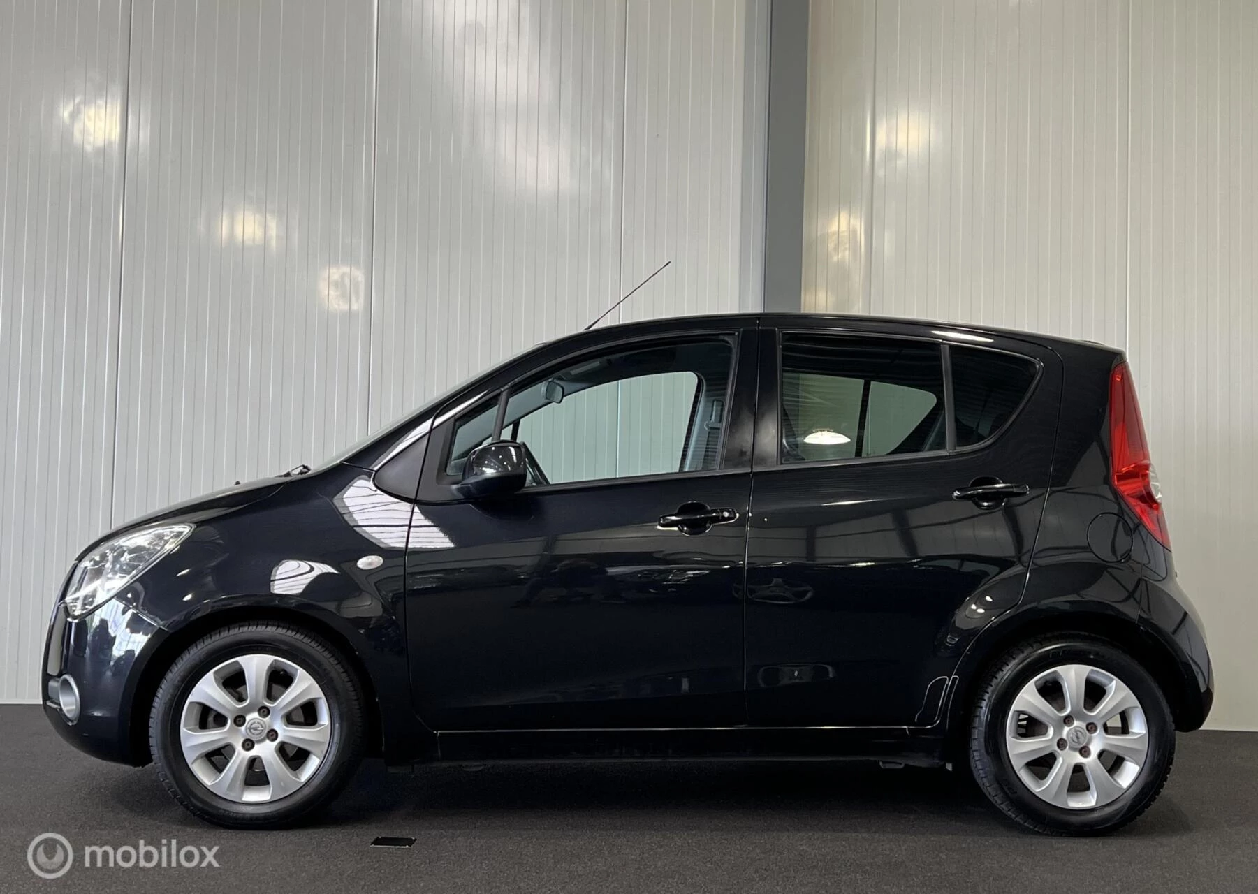 Hoofdafbeelding Opel Agila