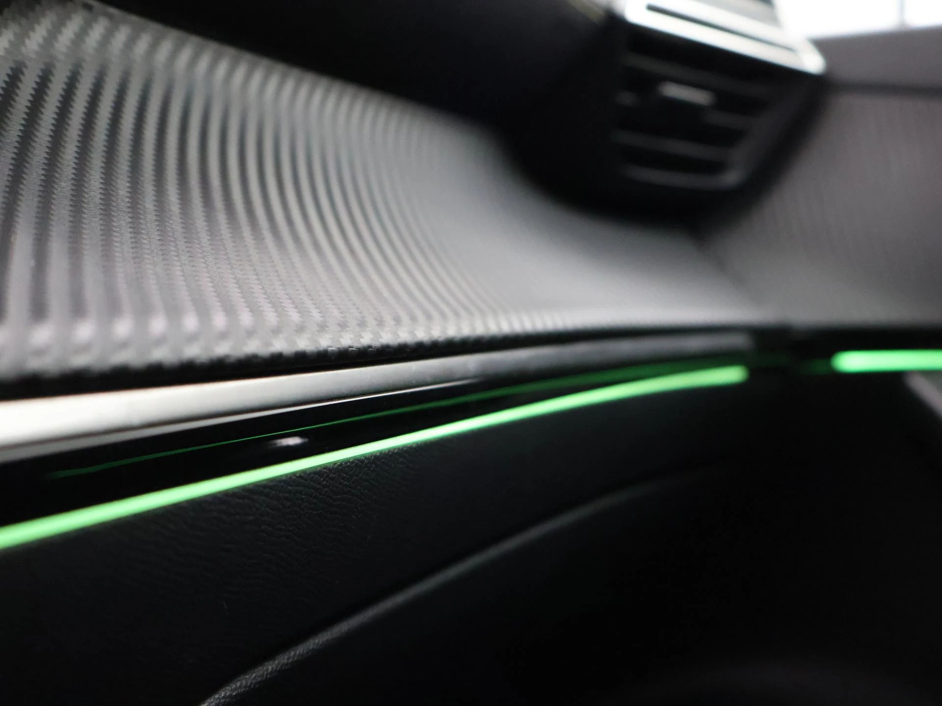 Hoofdafbeelding Peugeot e-2008