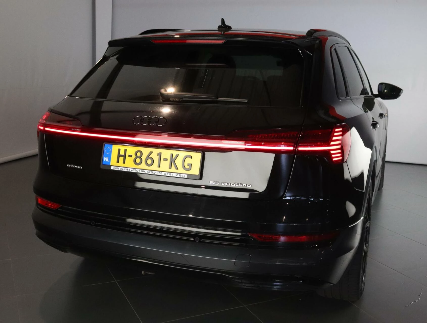 Hoofdafbeelding Audi e-tron