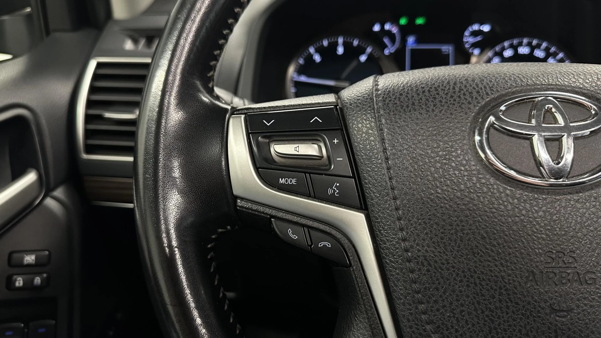 Hoofdafbeelding Toyota Land Cruiser