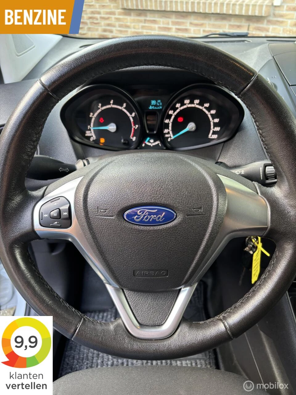 Hoofdafbeelding Ford Transit Courier