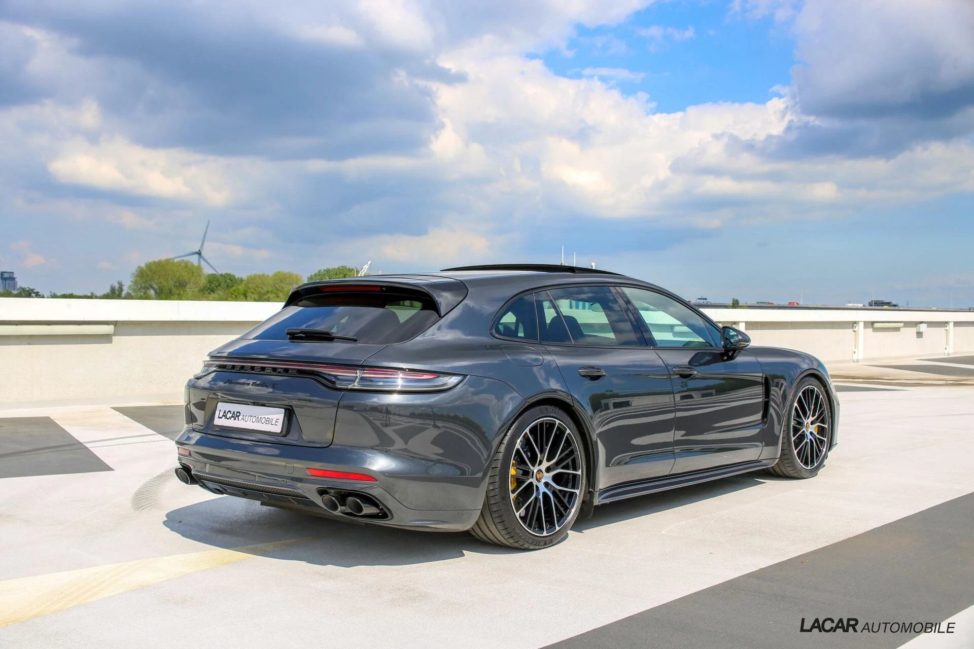 Hoofdafbeelding Porsche Panamera