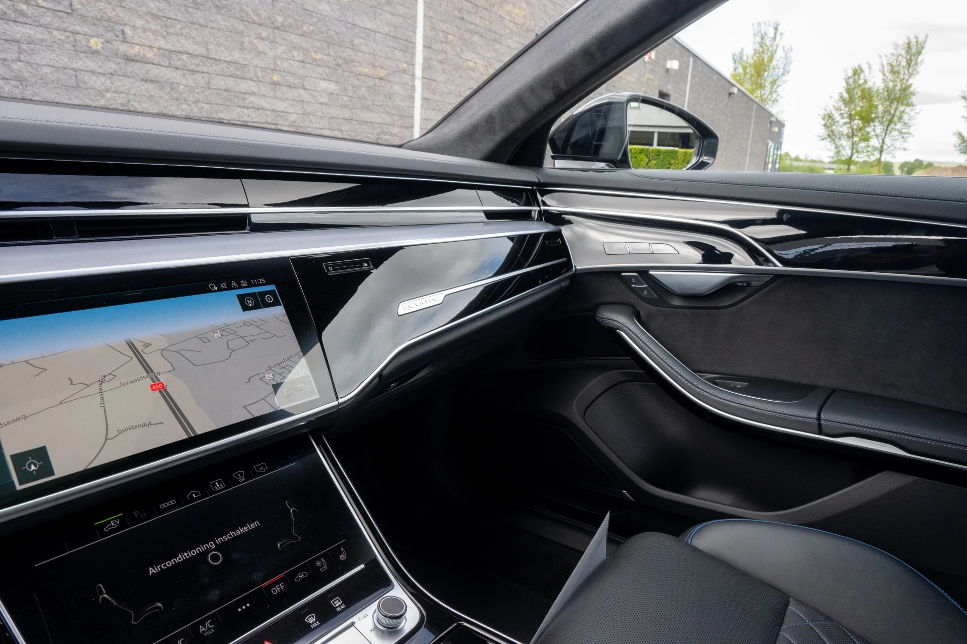 Hoofdafbeelding Audi A8