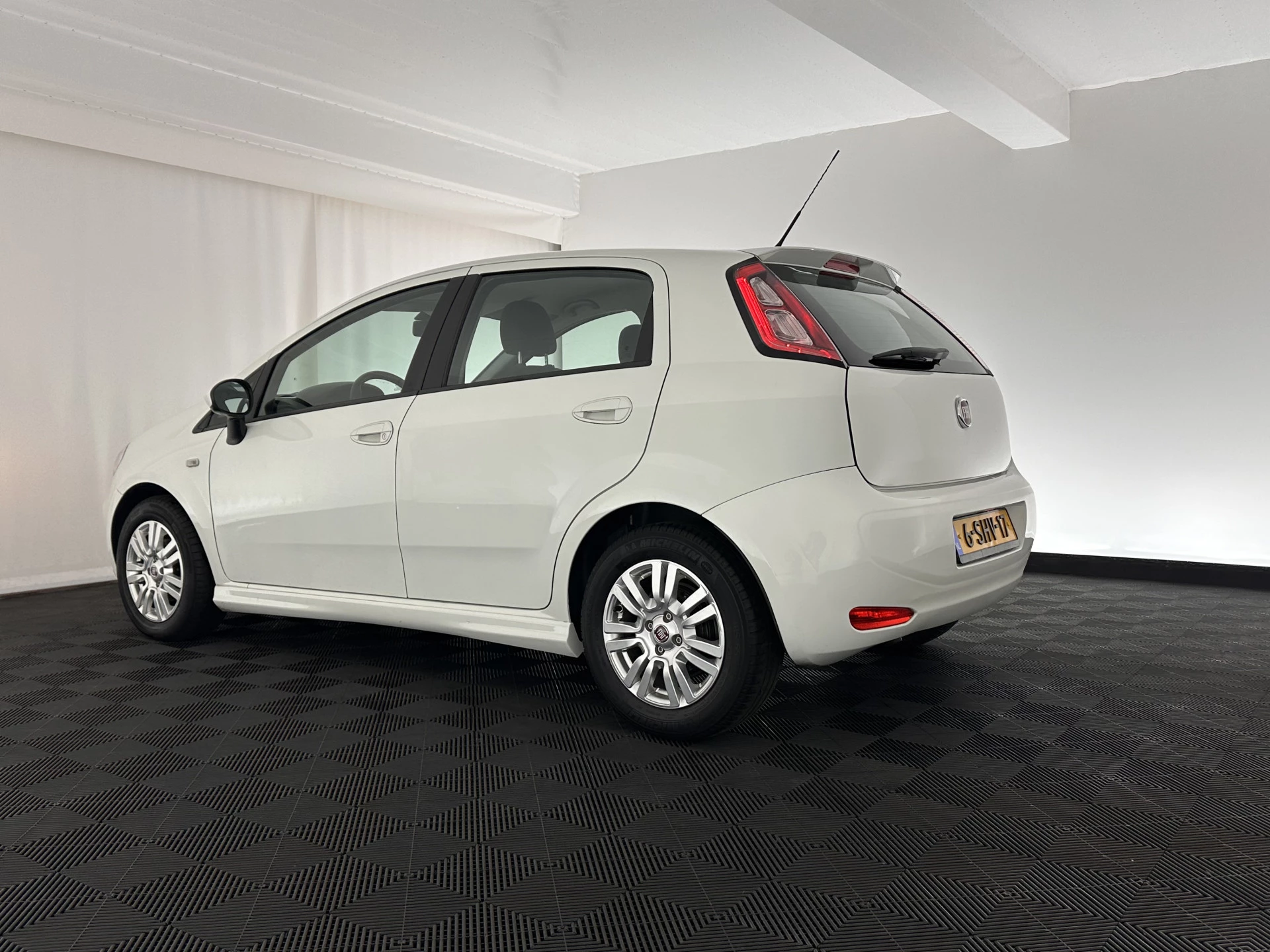 Hoofdafbeelding Fiat Punto