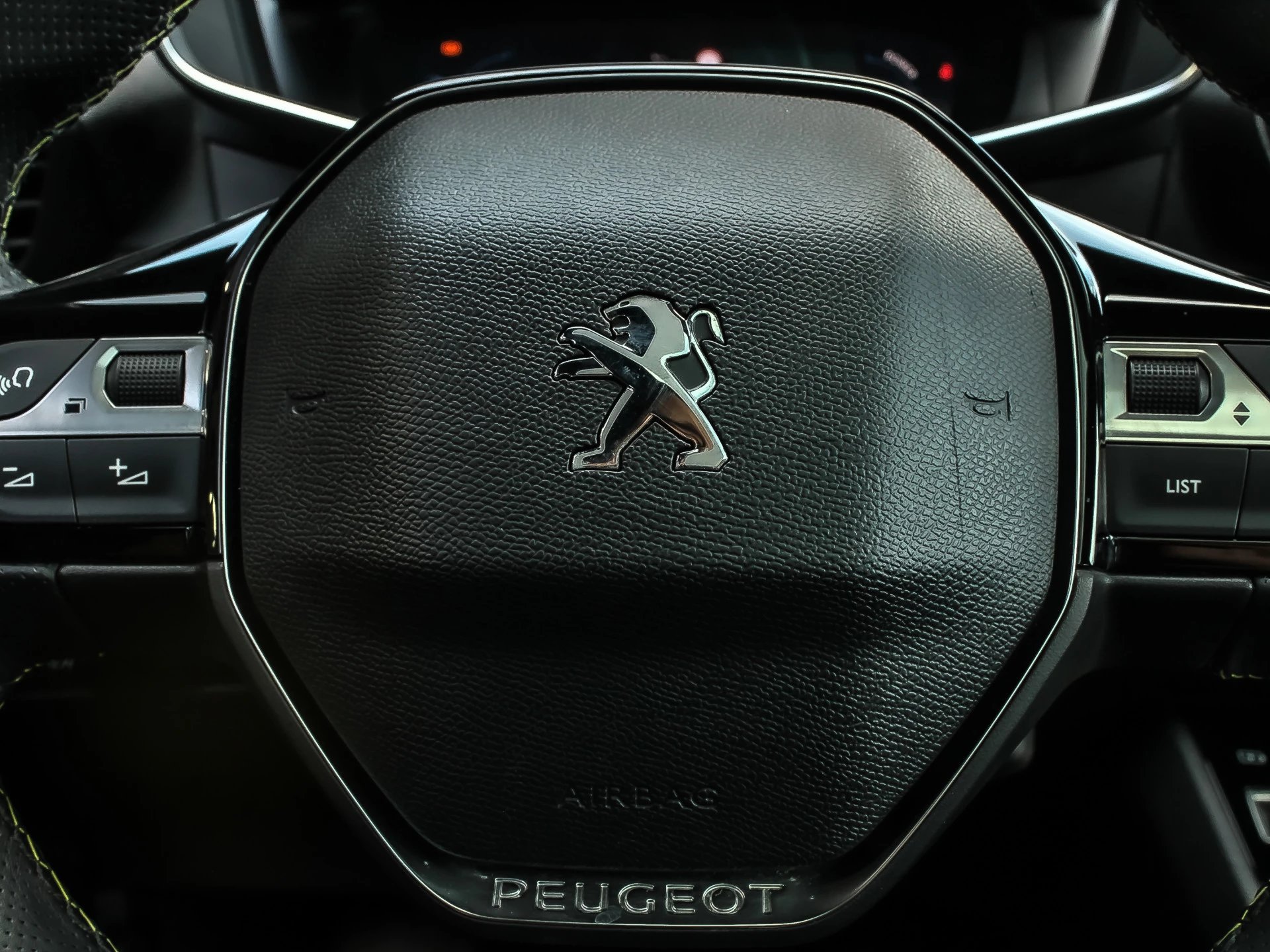 Hoofdafbeelding Peugeot e-208