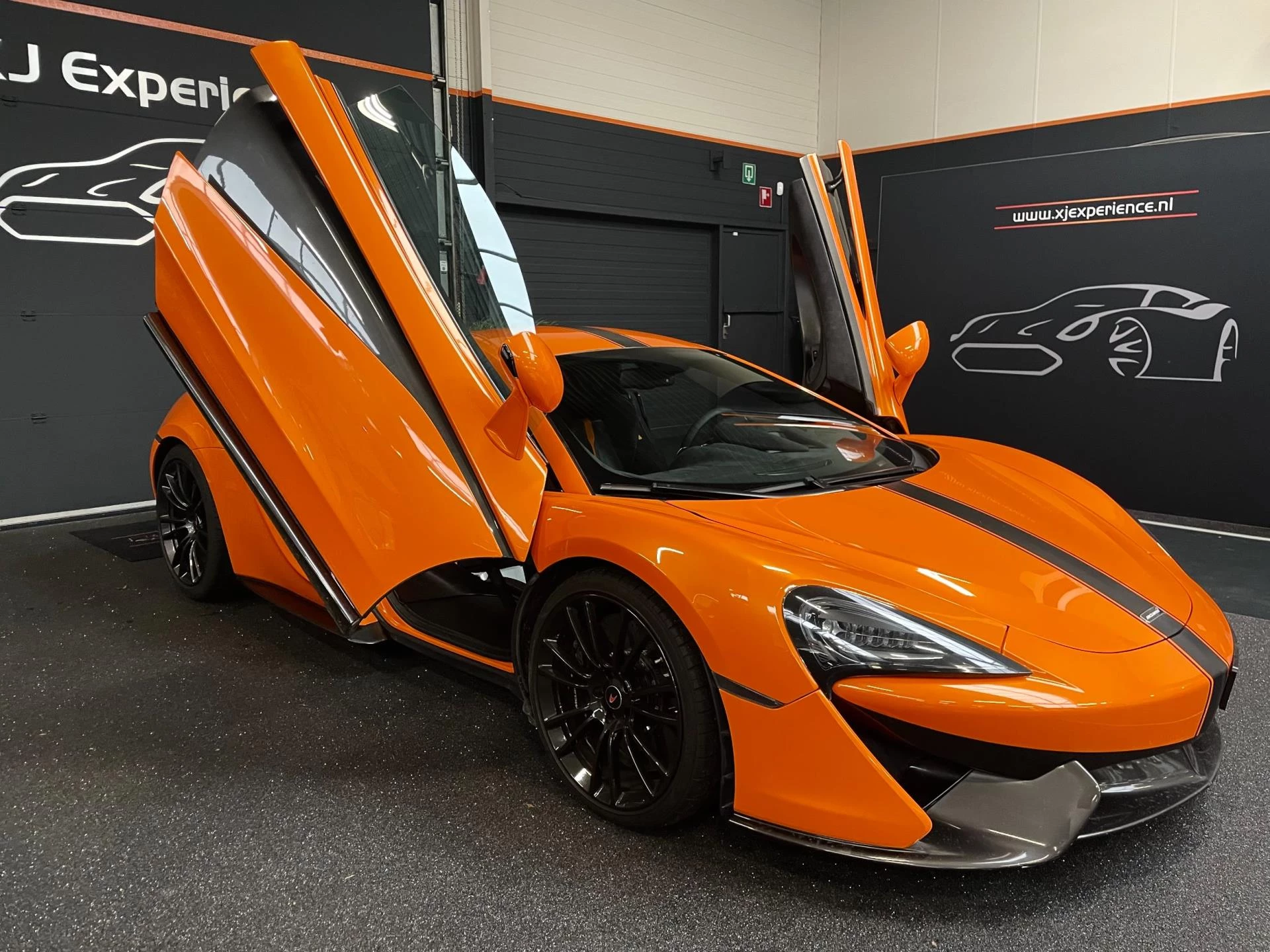 Hoofdafbeelding McLaren 570S